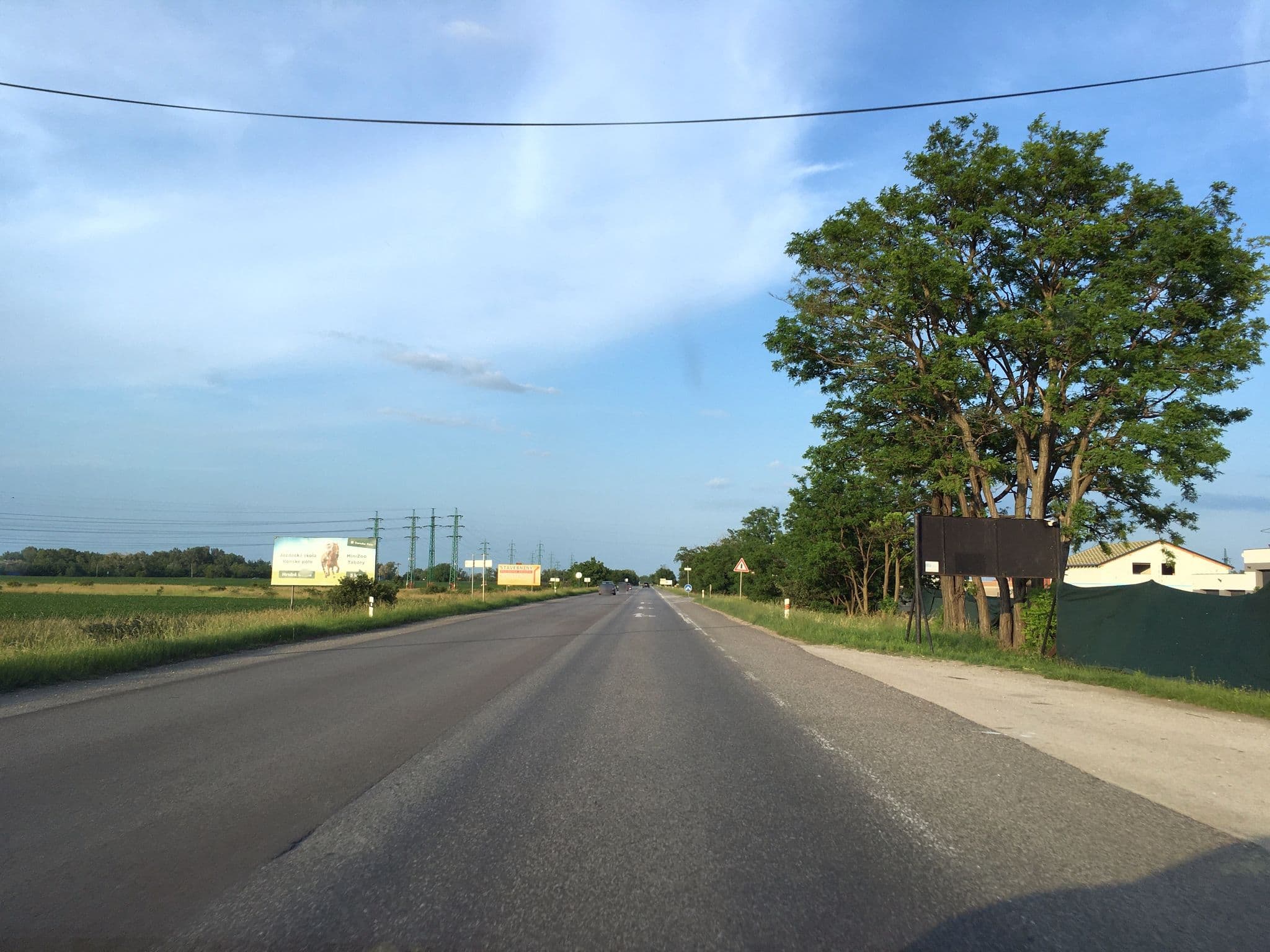 Street view near Medea, Senec — © istefanos (CC BY-SA · Mapillary)