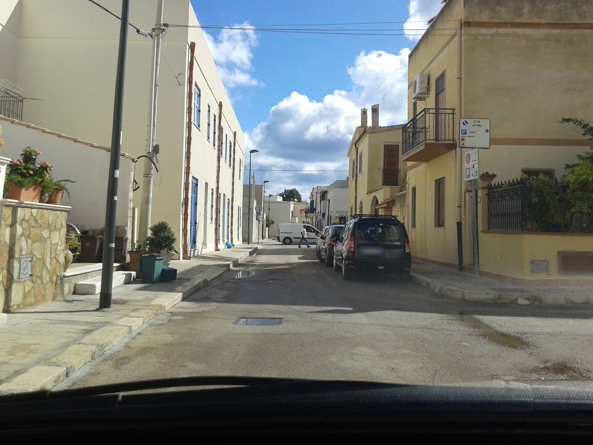 Street view near B&B Stella Marina, San Vito Lo Capo — © robertoinze (CC BY-SA · Mapillary)