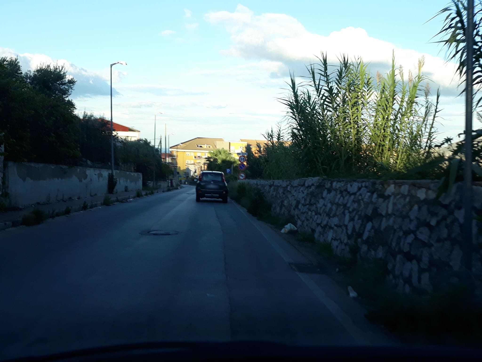 Street view near Alberghi Hotels/hotel Baglio Conca D'oro Alla Cartiera Grande, Monreale — © roberto_inzerillo (CC BY-SA · Mapillary)