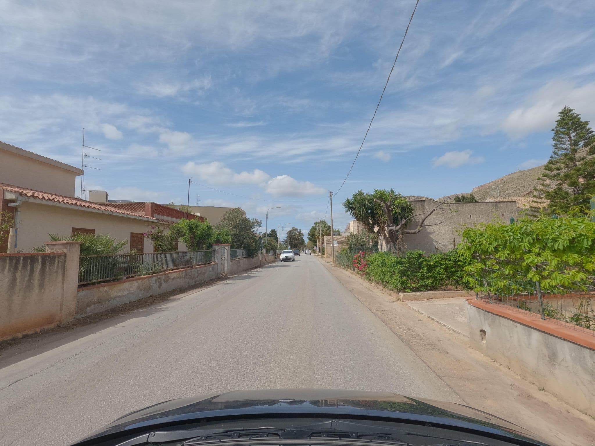 Street view near Trigrana Vacanze Hotel, Castelluzzo — © ESTmapper1001 (CC BY-SA · Mapillary)