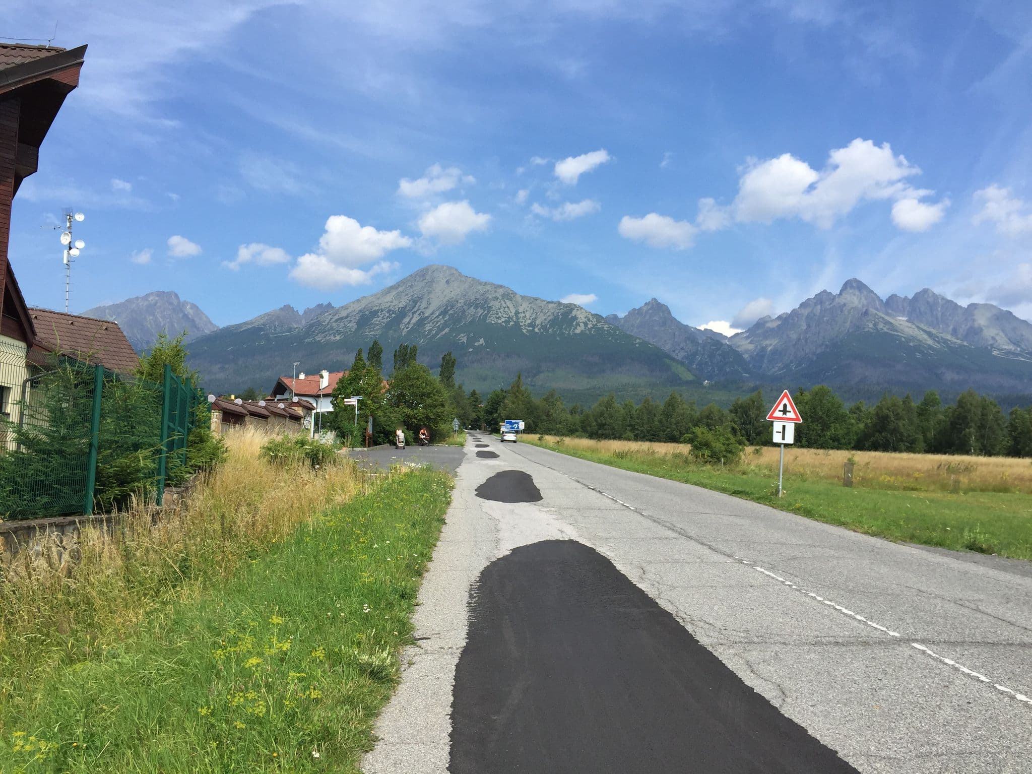 Street view near Amália, Nová Lesná — © richlv (CC BY-SA · Mapillary)