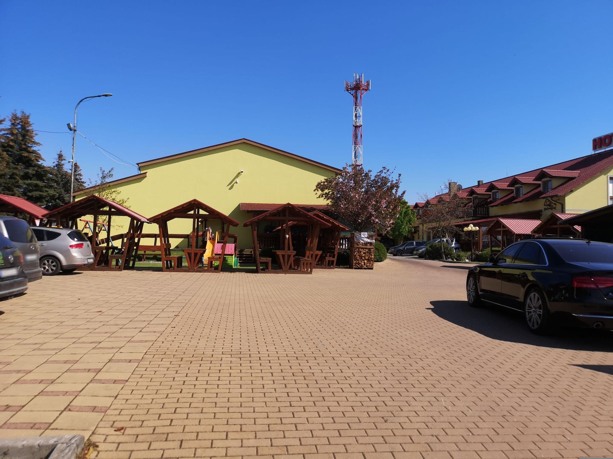 Street view near Penzión Salaš Cabaj, Cabaj-Čápor — © moon4 (CC BY-SA · Mapillary)