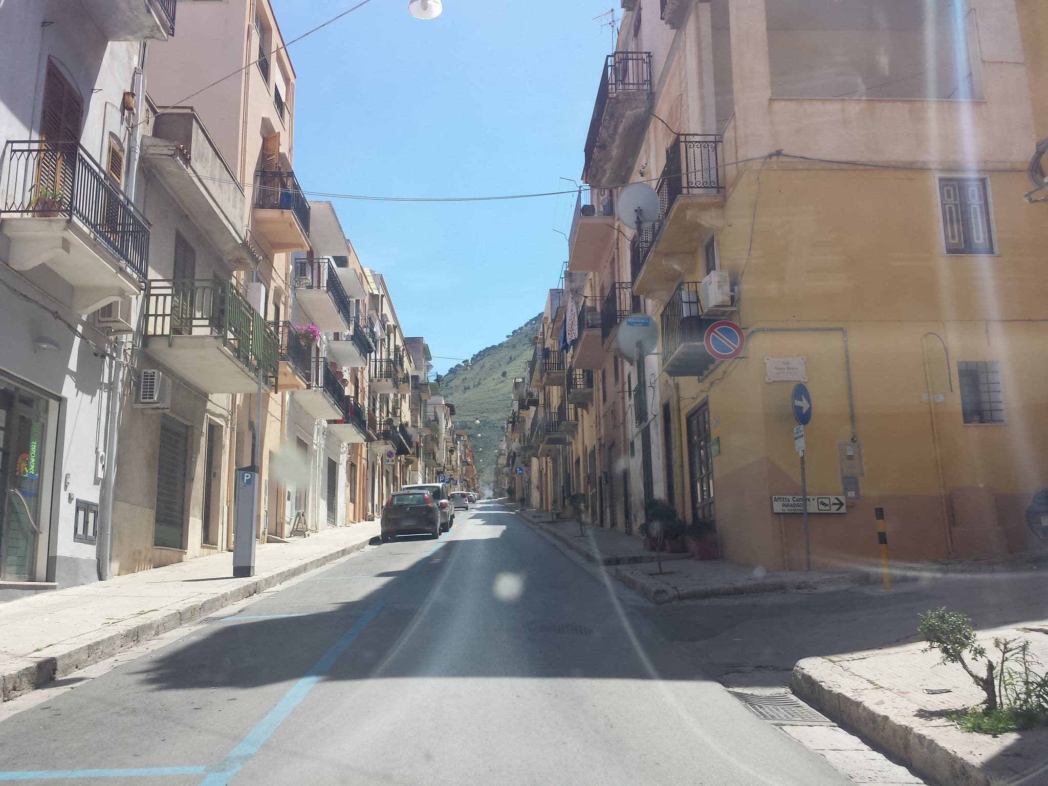Street view near Palazzo del Golfo, Castellammare del Golfo — © aborruso (CC BY-SA · Mapillary)