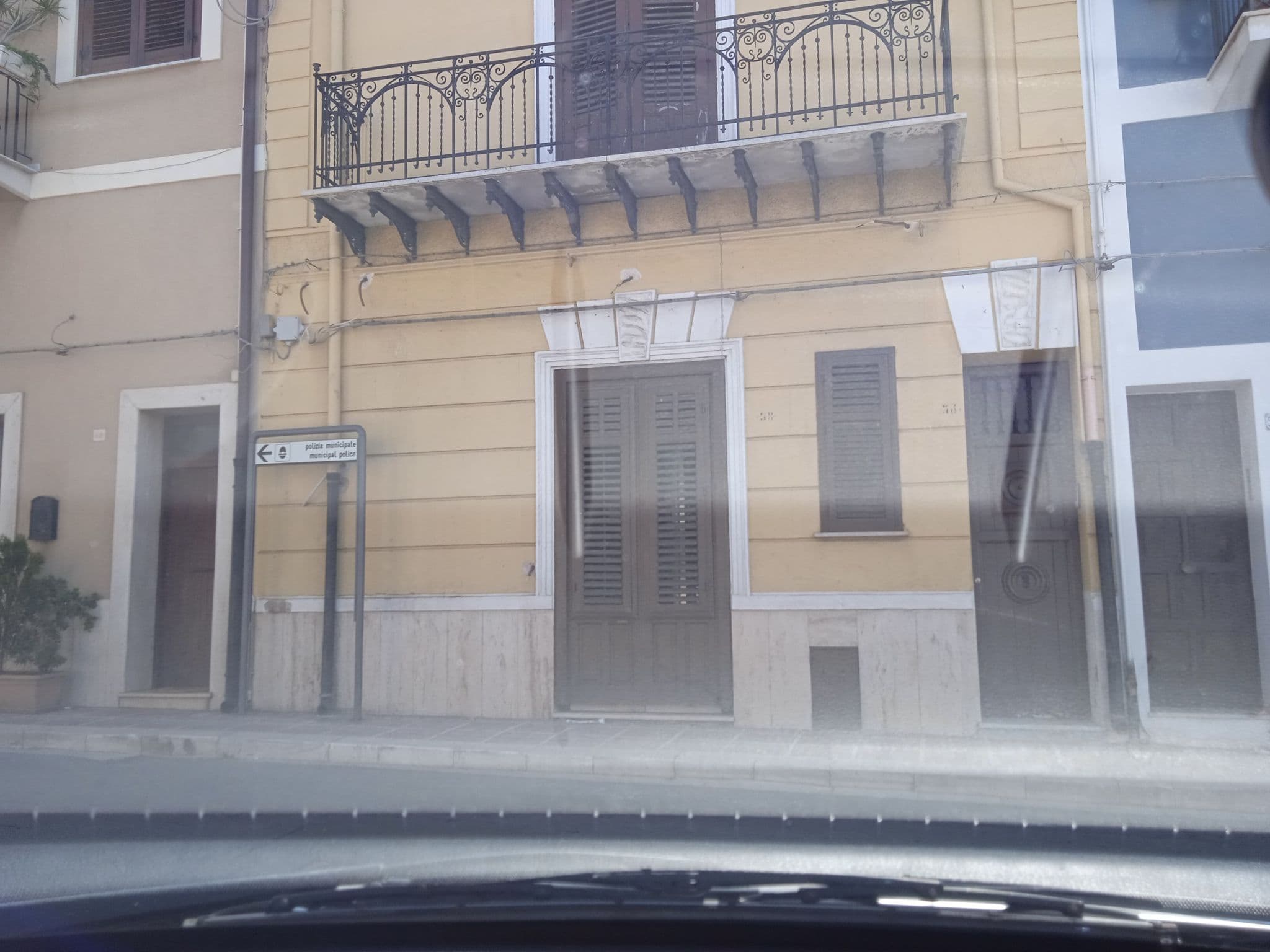 Street view near La Casa di Magiù, Terrasini — © p8fy9y9fs (CC BY-SA · Mapillary)