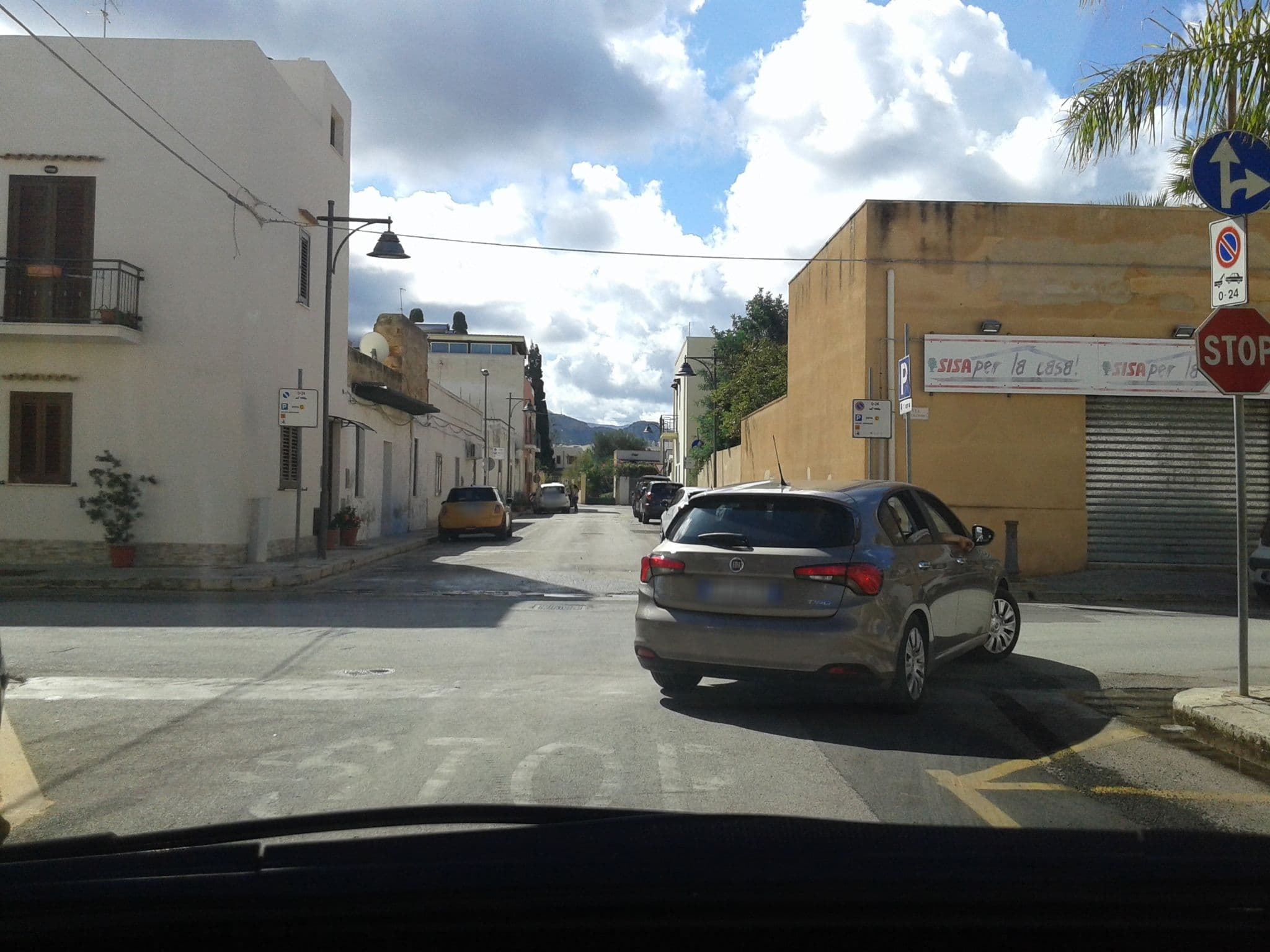 Street view near San Vito Casavacanza, San Vito Lo Capo — © robertoinze (CC BY-SA · Mapillary)