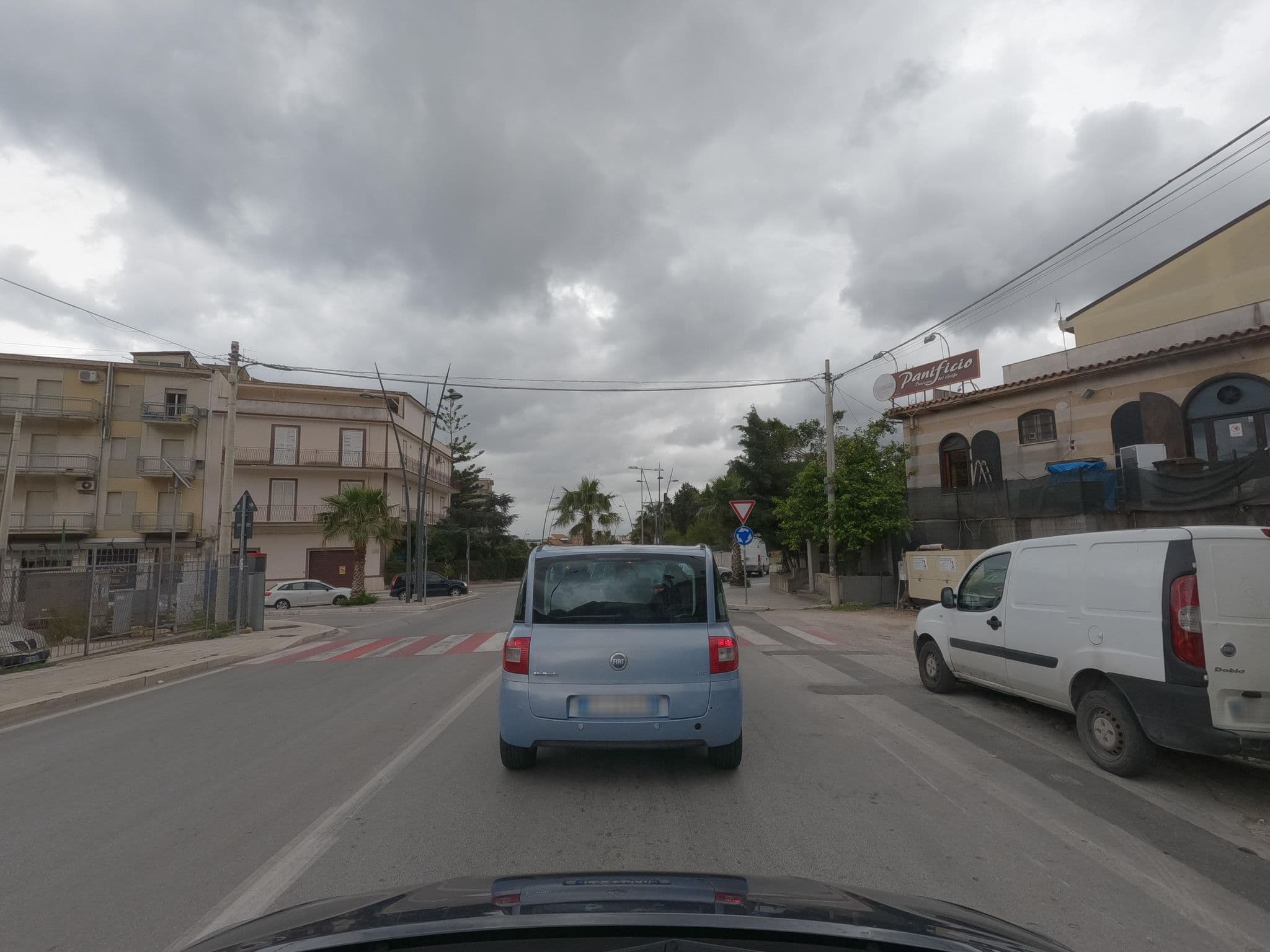 Street view near Voscurà, Castellammare del Golfo — © ESTmapper1001 (CC BY-SA · Mapillary)