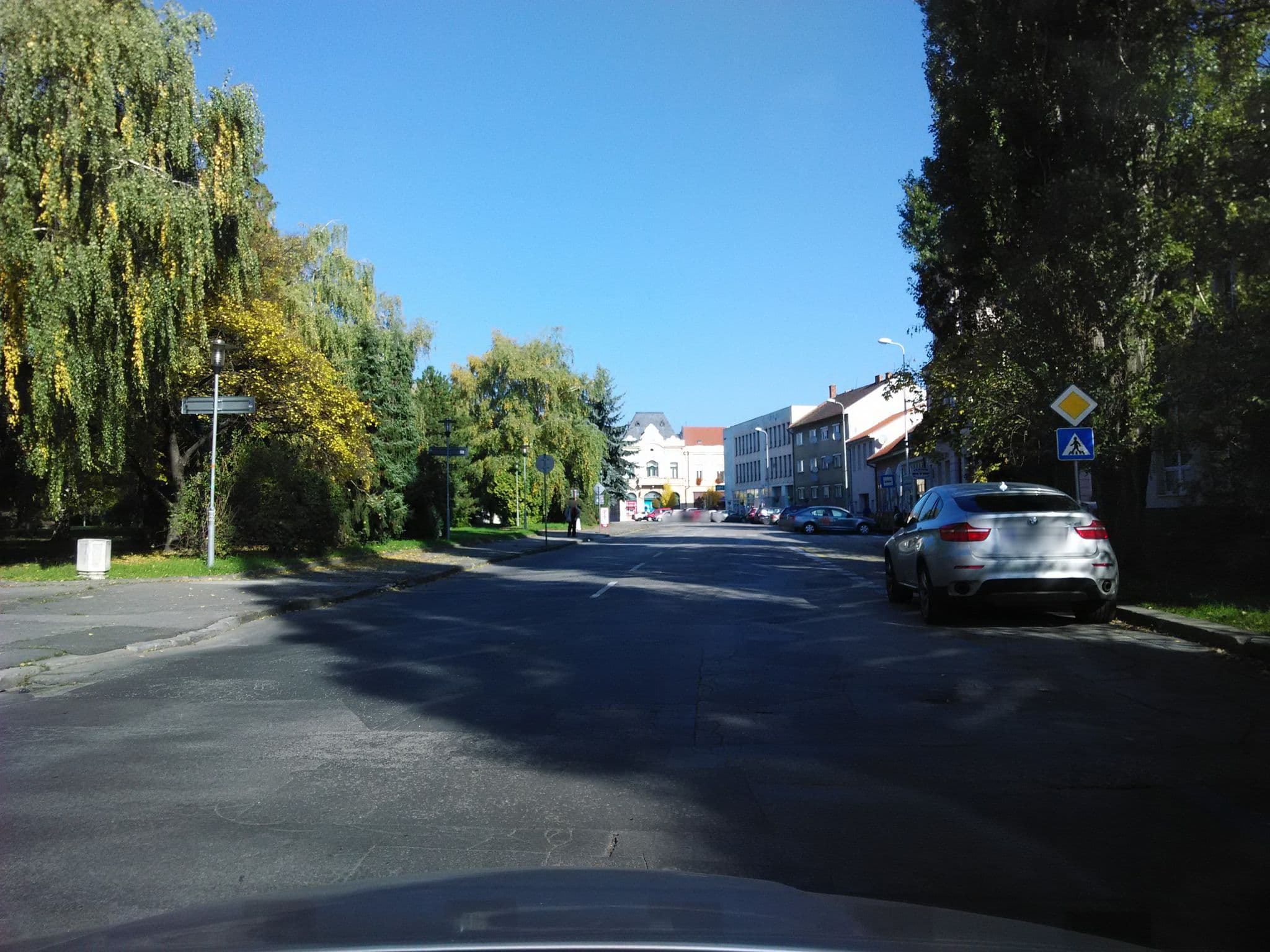 Street view near Hotel a multifunkčné centrum Danubius, Iža — © brano (CC BY-SA · Mapillary)