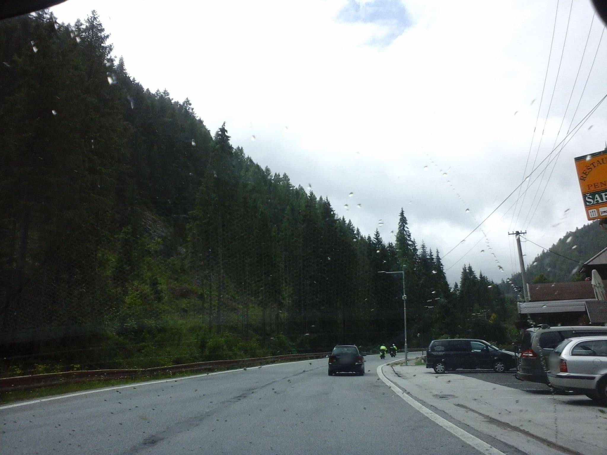 Street view near Šafran, Dobšiná — © czadzik (CC BY-SA · Mapillary)