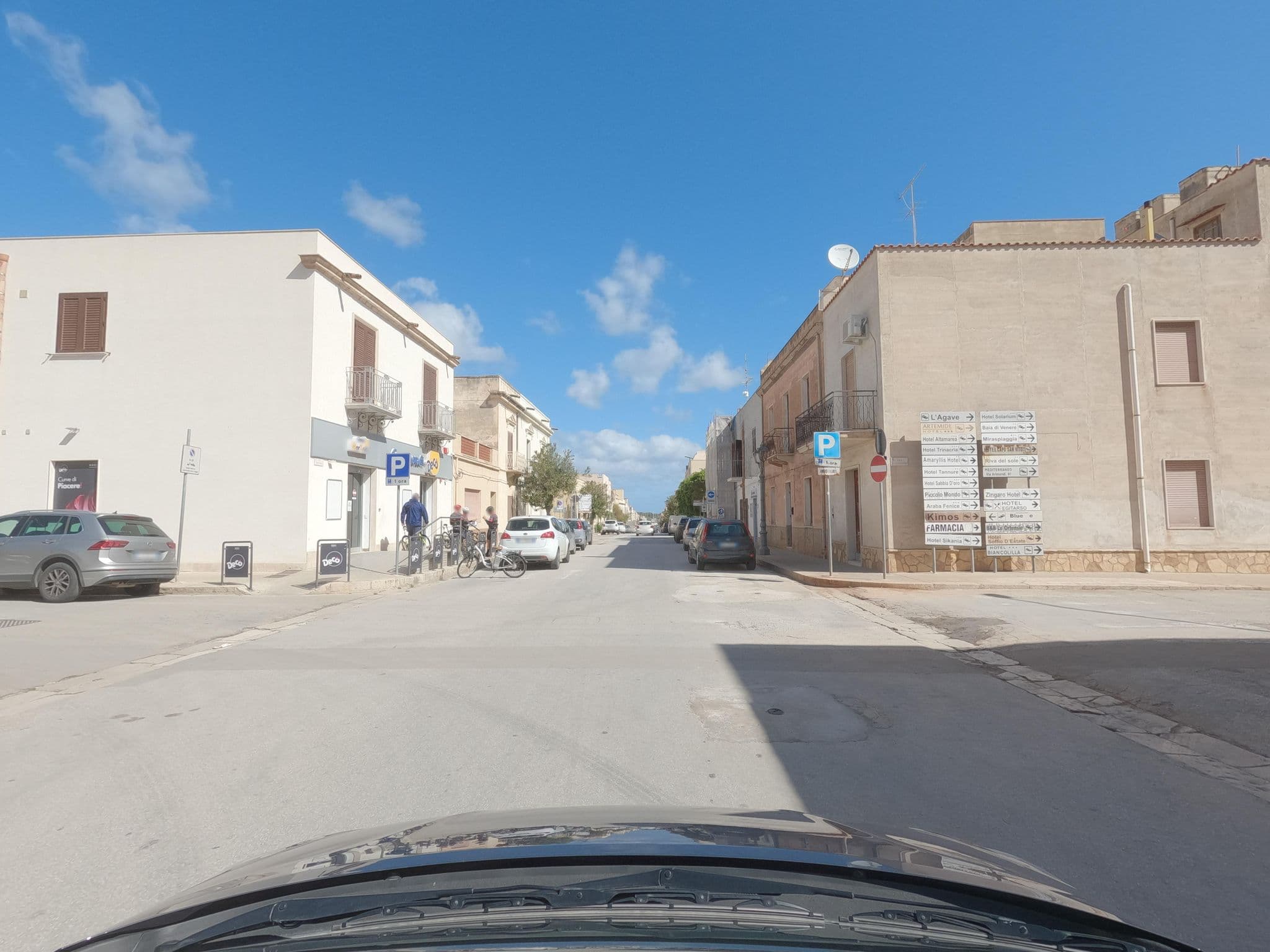 Street view near Nesea Bed and Breakfast, San Vito Lo Capo — © ESTmapper1001 (CC BY-SA · Mapillary)