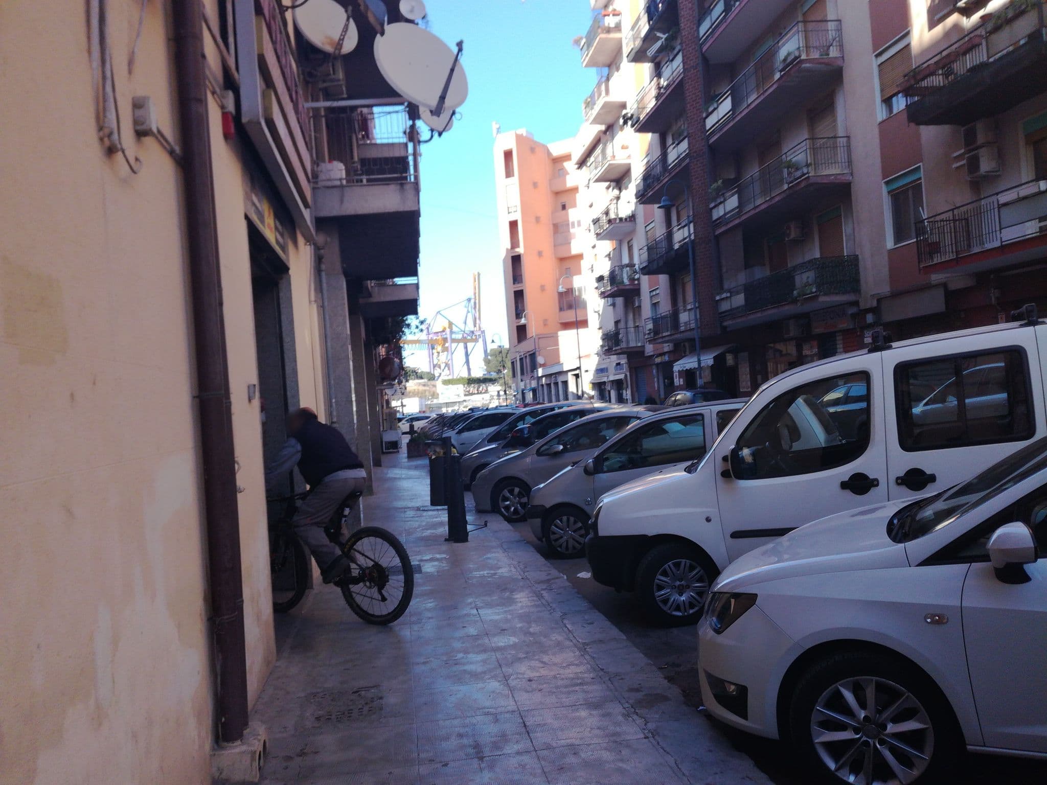 Street view near Politeamaffitti, Palermo — © klimakas (CC BY-SA · Mapillary)