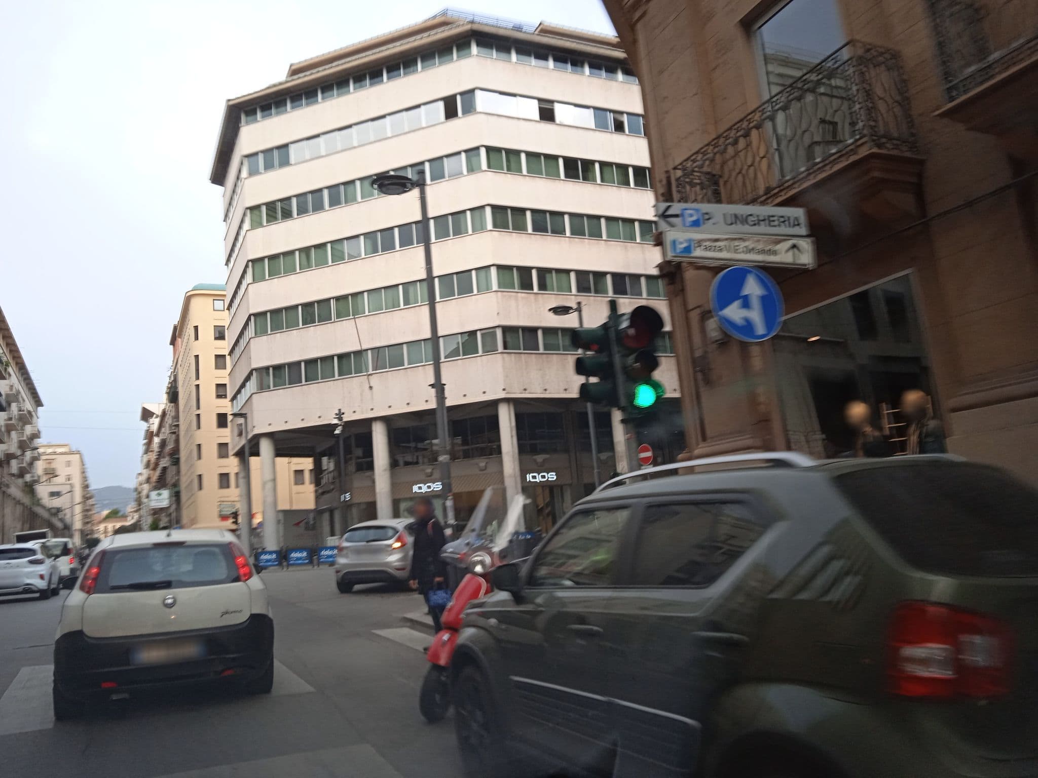 Street view near b&b casa roserina, Palermo — © p8fy9y9fs (CC BY-SA · Mapillary)