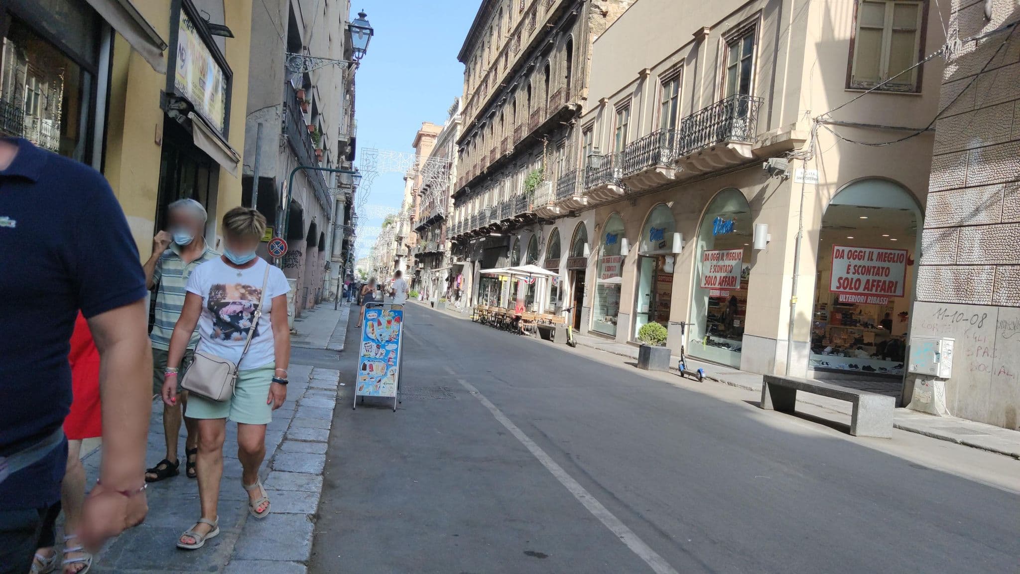 Street view near Pretoria Rooms, Palermo — © mrey (CC BY-SA · Mapillary)