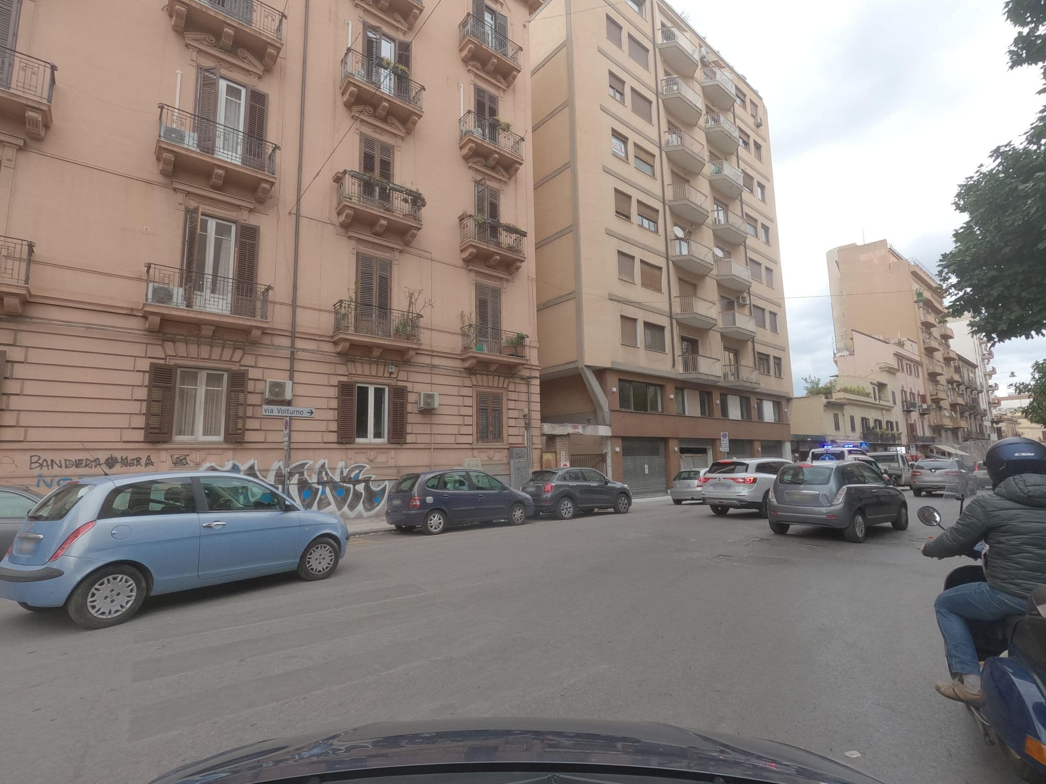 Street view near La Dimora del Capo, Palermo — © ESTmapper1001 (CC BY-SA · Mapillary)