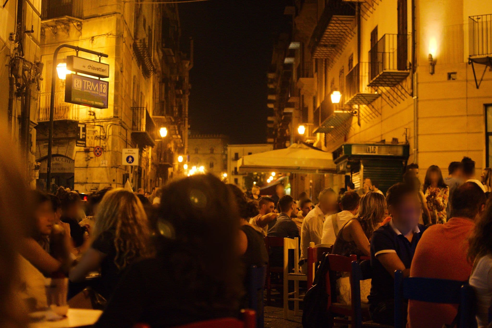 Street view near BED AND BREAKFAST OLIMPIA, Palermo — © danysk (CC BY-SA · Mapillary)