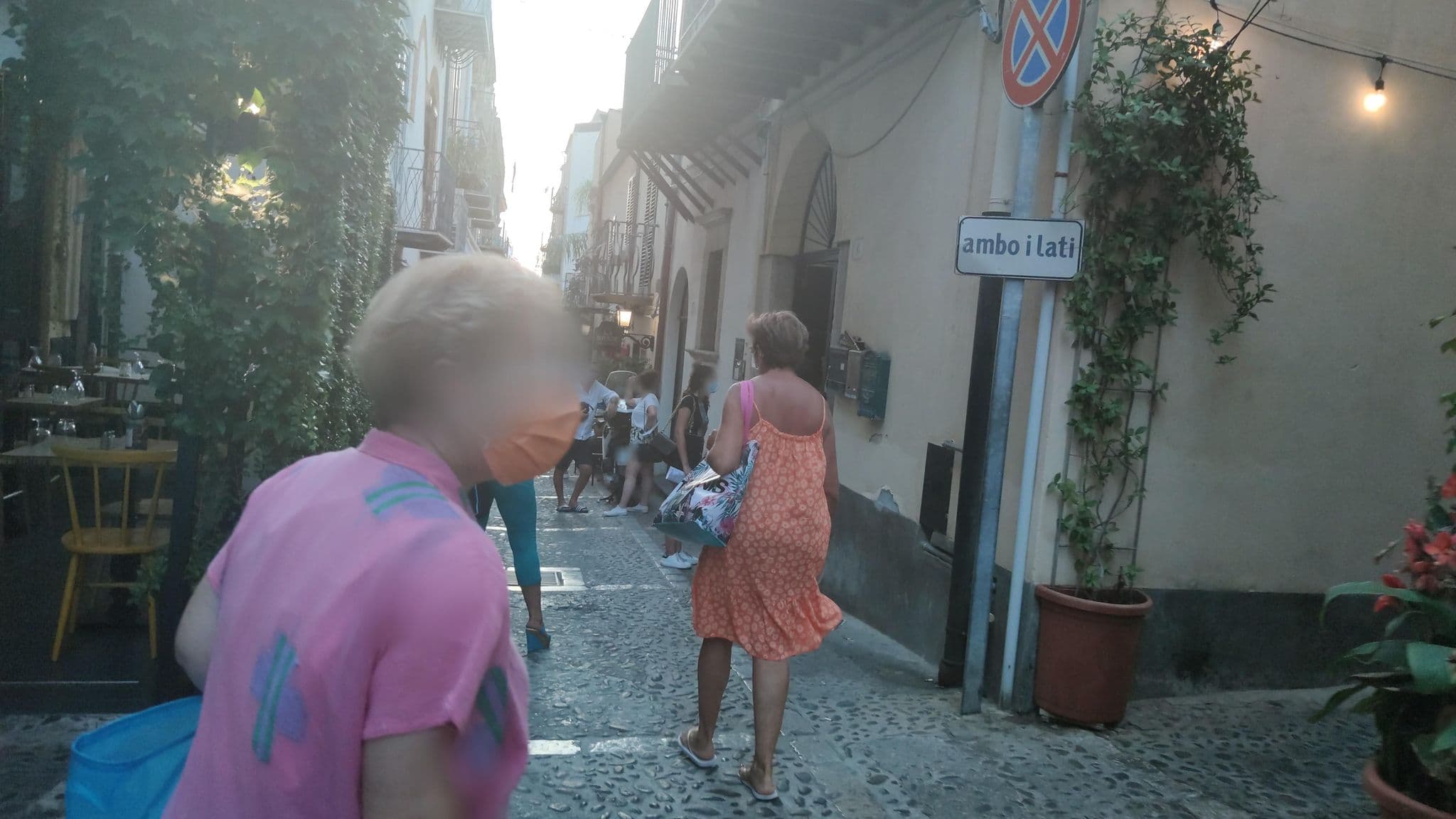 Street view near Agrodolce B&B, Cefalù — © mrey (CC BY-SA · Mapillary)