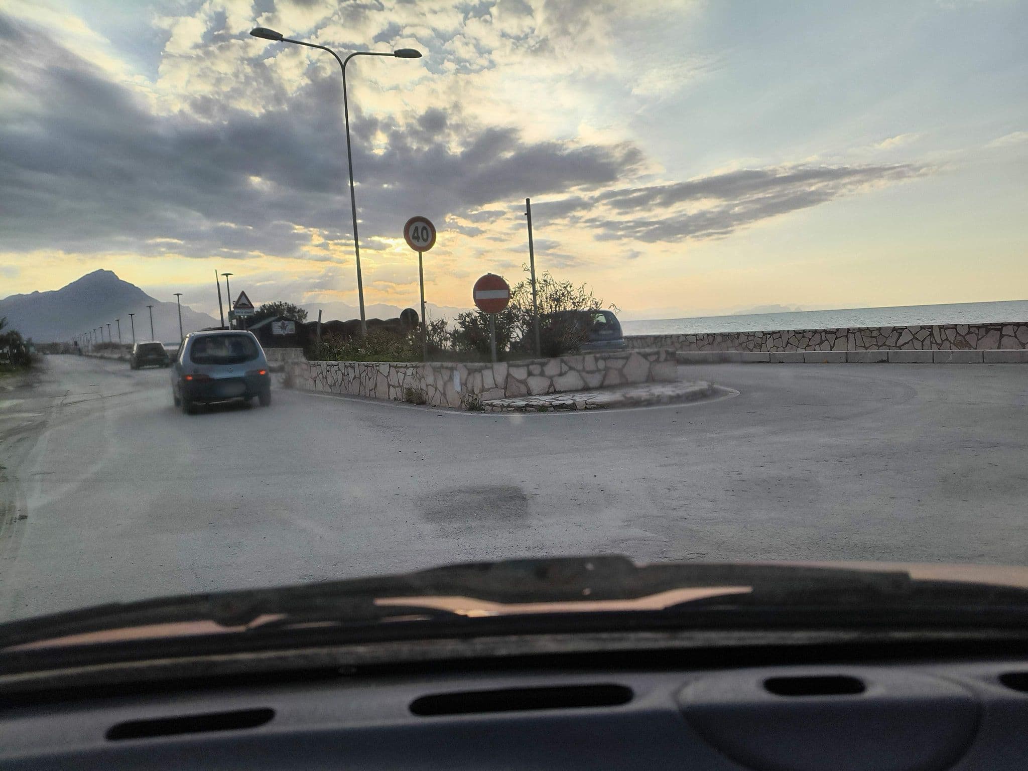 Street view near Villa Oceancla, Campofelice di Roccella — © kk4269302 (CC BY-SA · Mapillary)