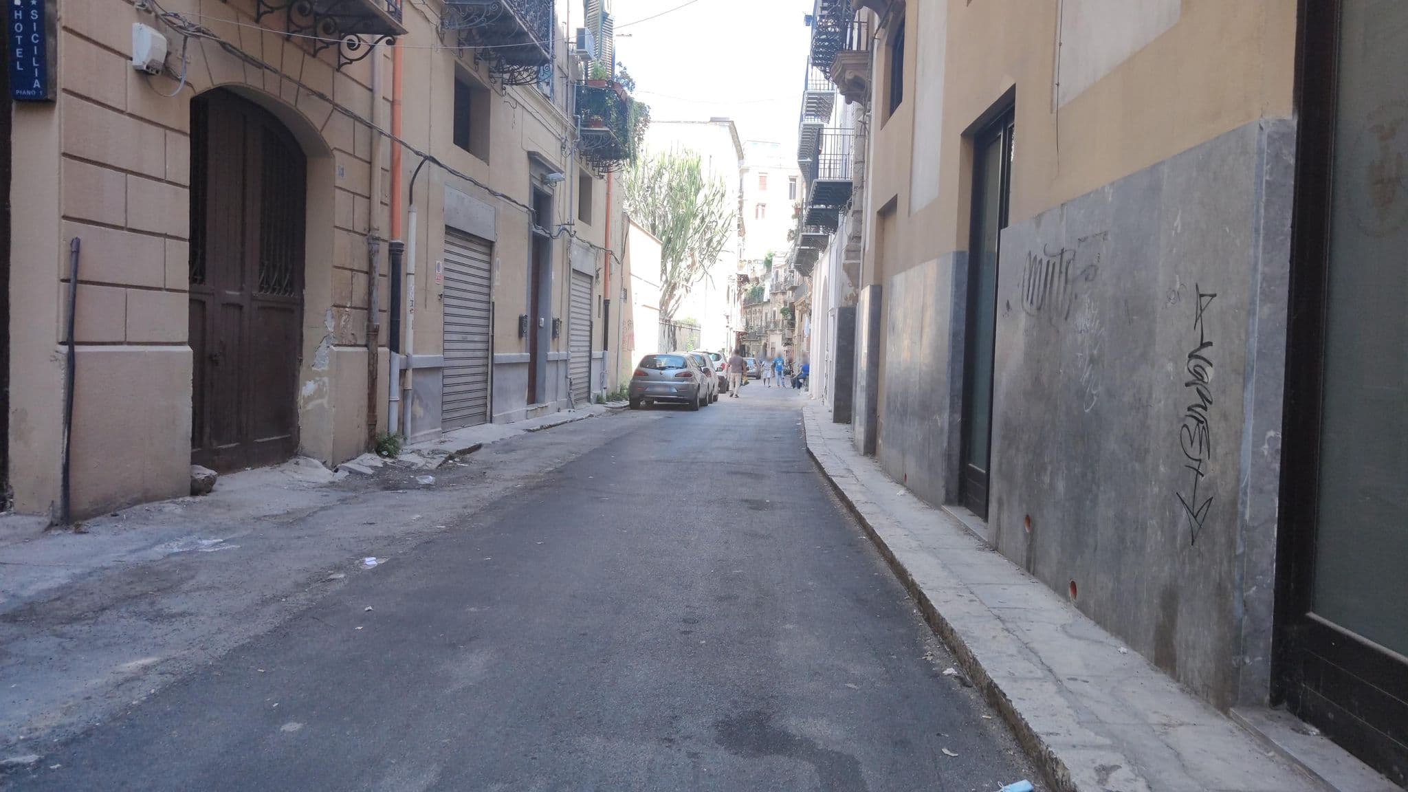 Street view near Hotel Sicilia Palermo, Palermo — © mrey (CC BY-SA · Mapillary)
