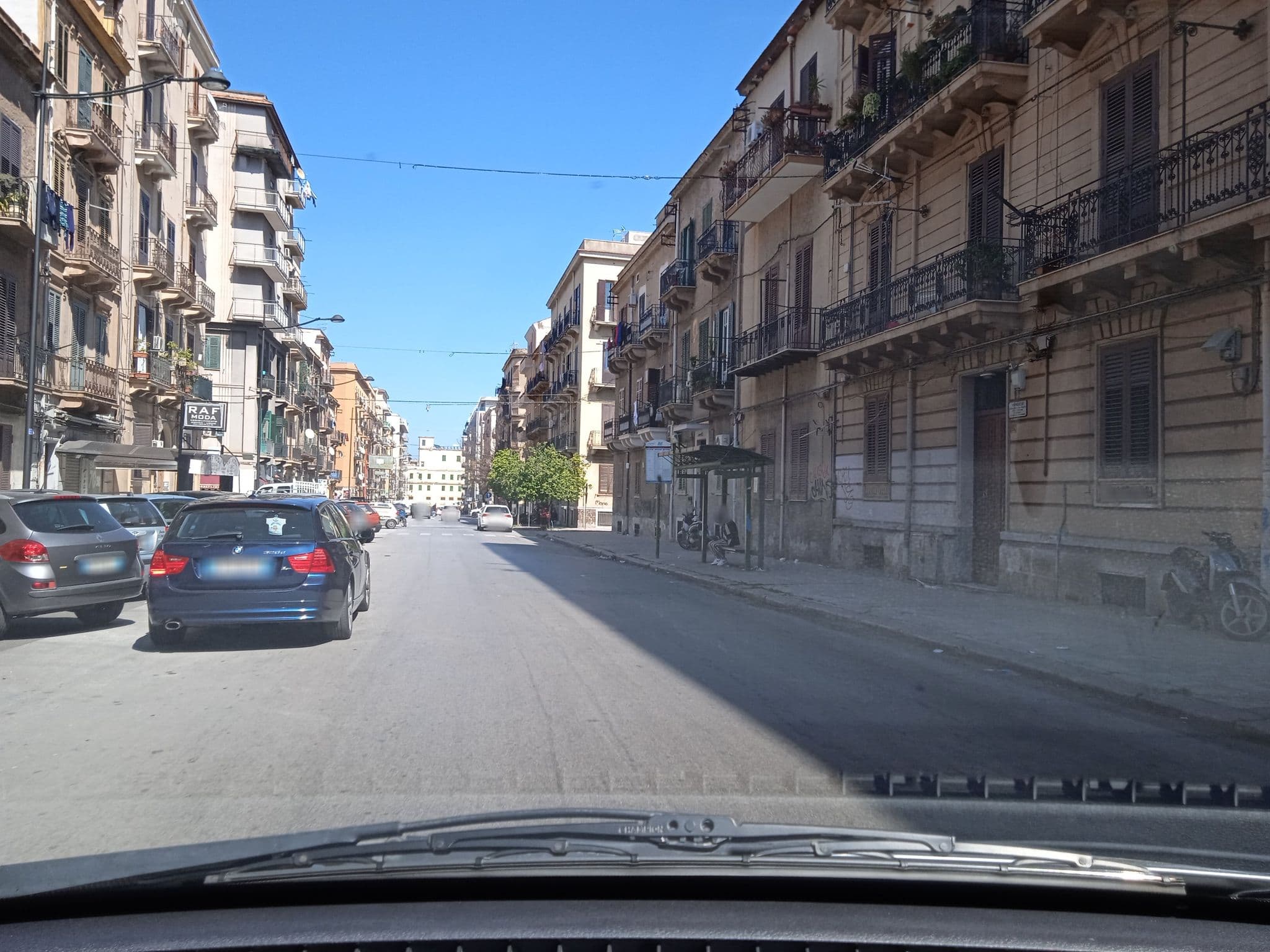 Street view near Elio's apartment, Palermo — © p8fy9y9fs (CC BY-SA · Mapillary)