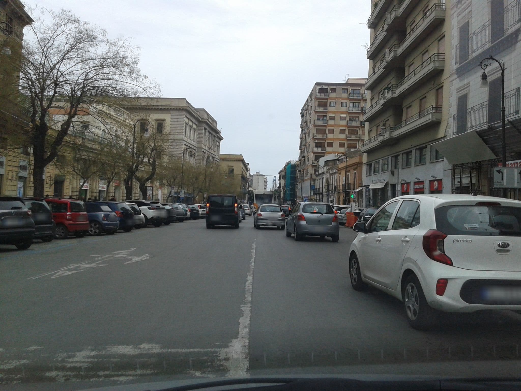 Street view near Palazzo Galati Palermo, Palermo — © robertoinze (CC BY-SA · Mapillary)