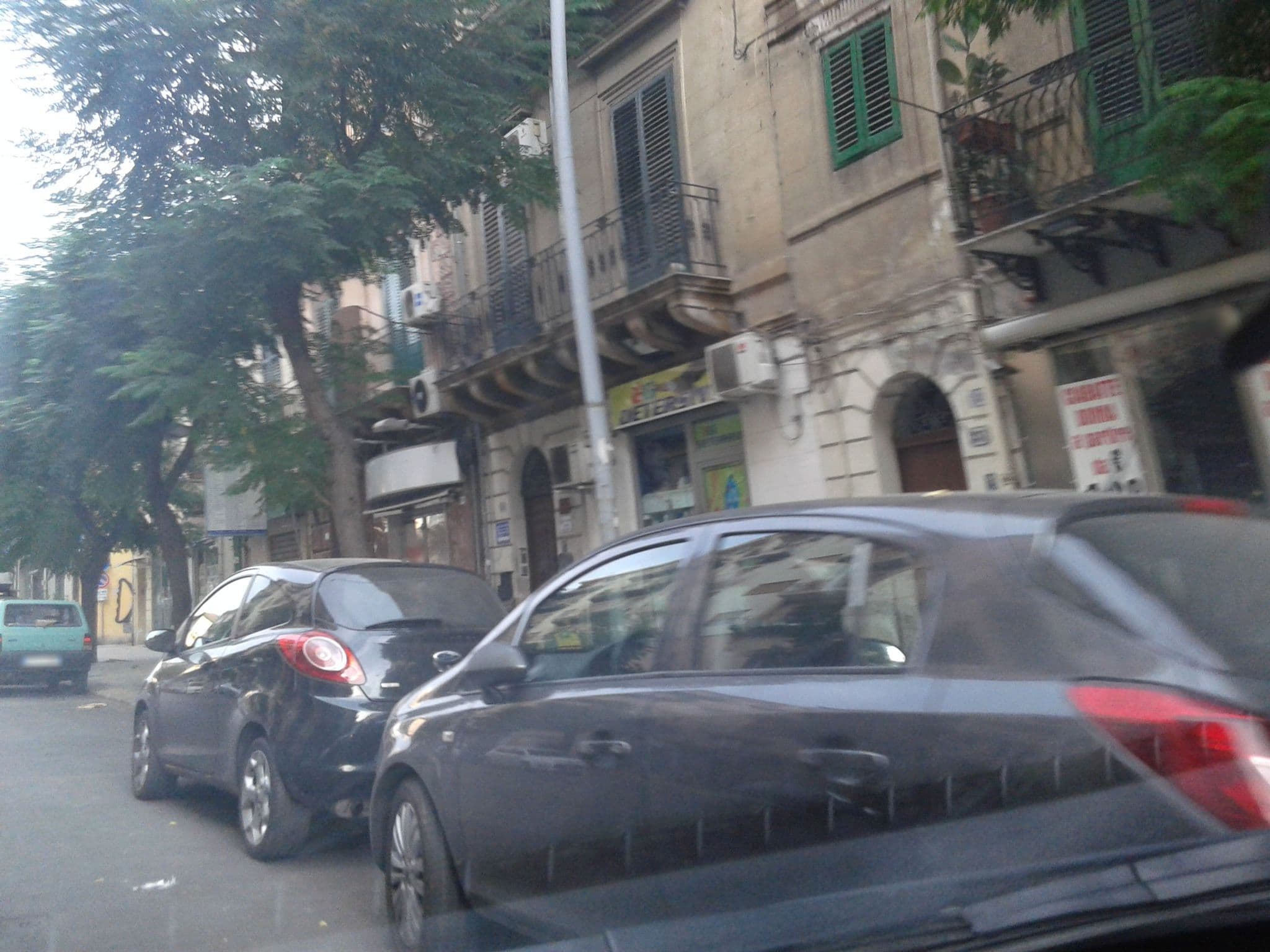 Street view near Bbx Palermo, Palermo — © robertoinze (CC BY-SA · Mapillary)