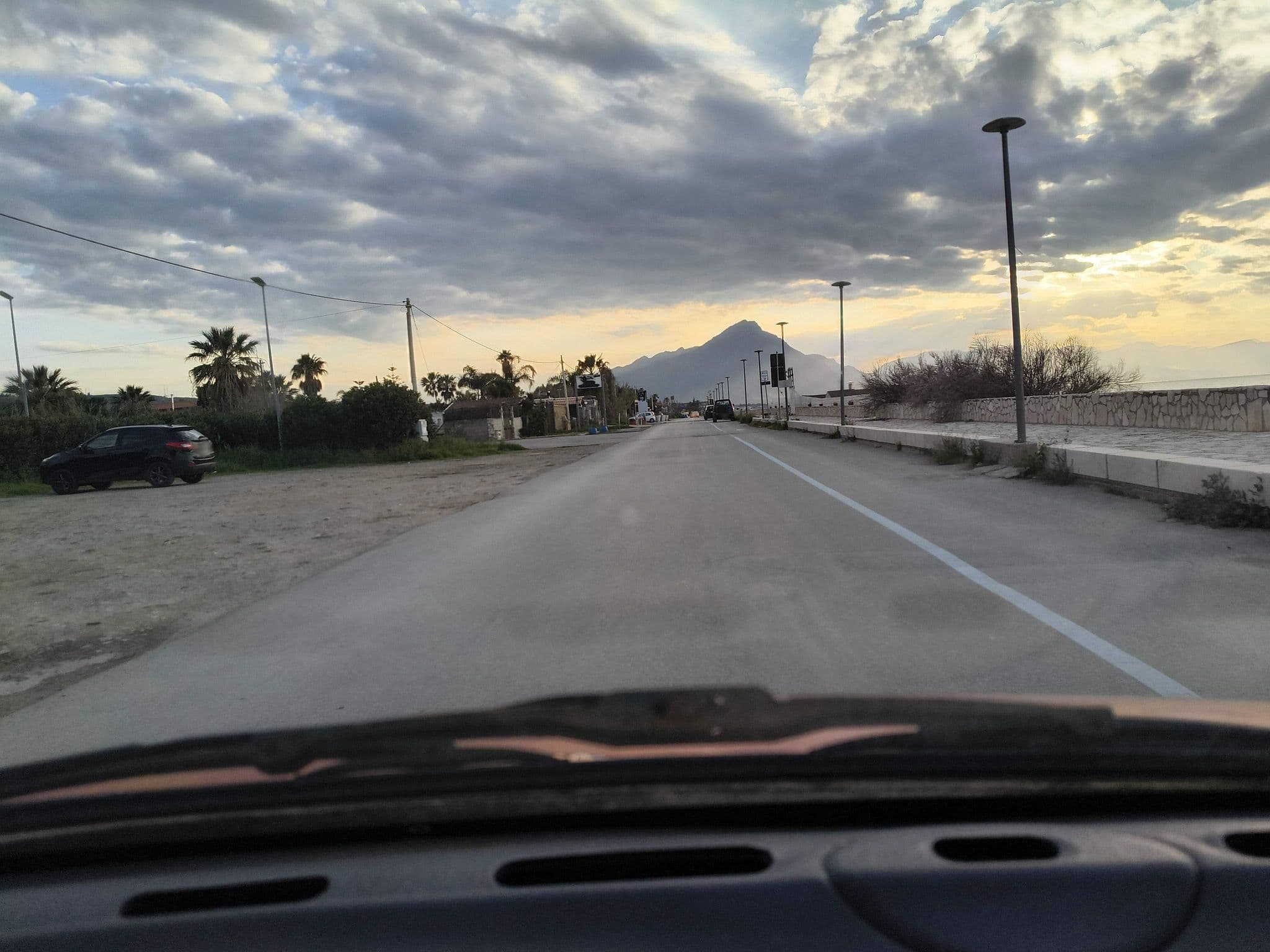 Street view near Villa Torre Roccella, Campofelice di Roccella — © kk4269302 (CC BY-SA · Mapillary)