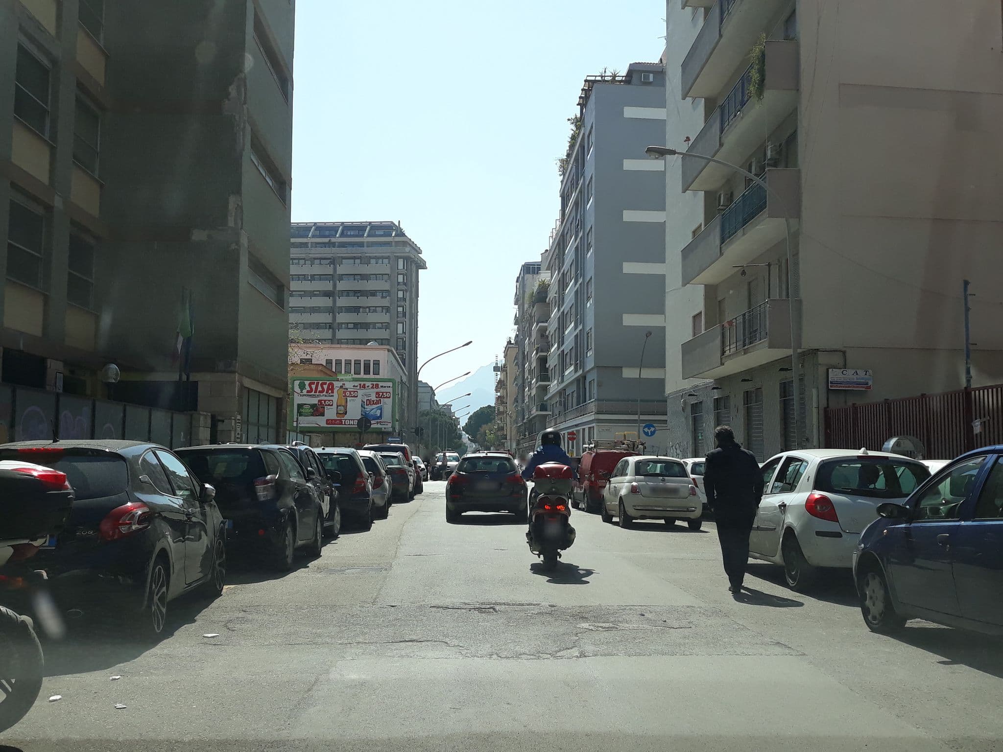 Street view near B&B Giardini, Palermo — © roberto_inzerillo (CC BY-SA · Mapillary)
