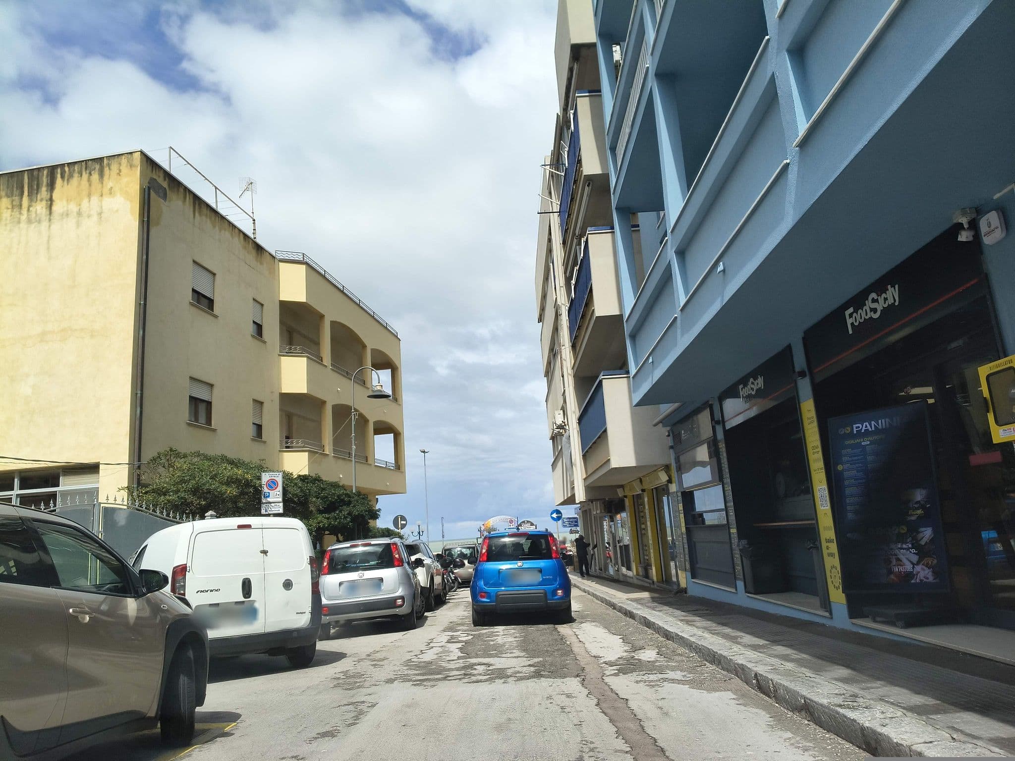 Street view near Casa Alba, Cefalù — © kk4269302 (CC BY-SA · Mapillary)