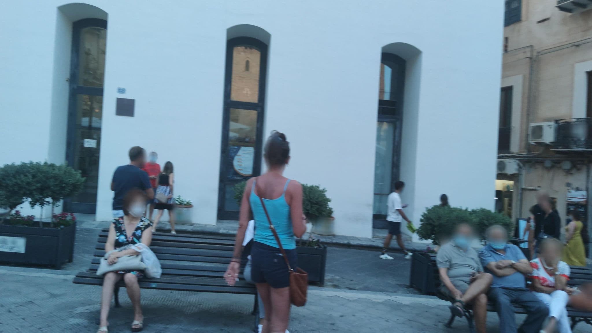 Street view near Appartamenti di Ruggero, Cefalù — © mrey (CC BY-SA · Mapillary)