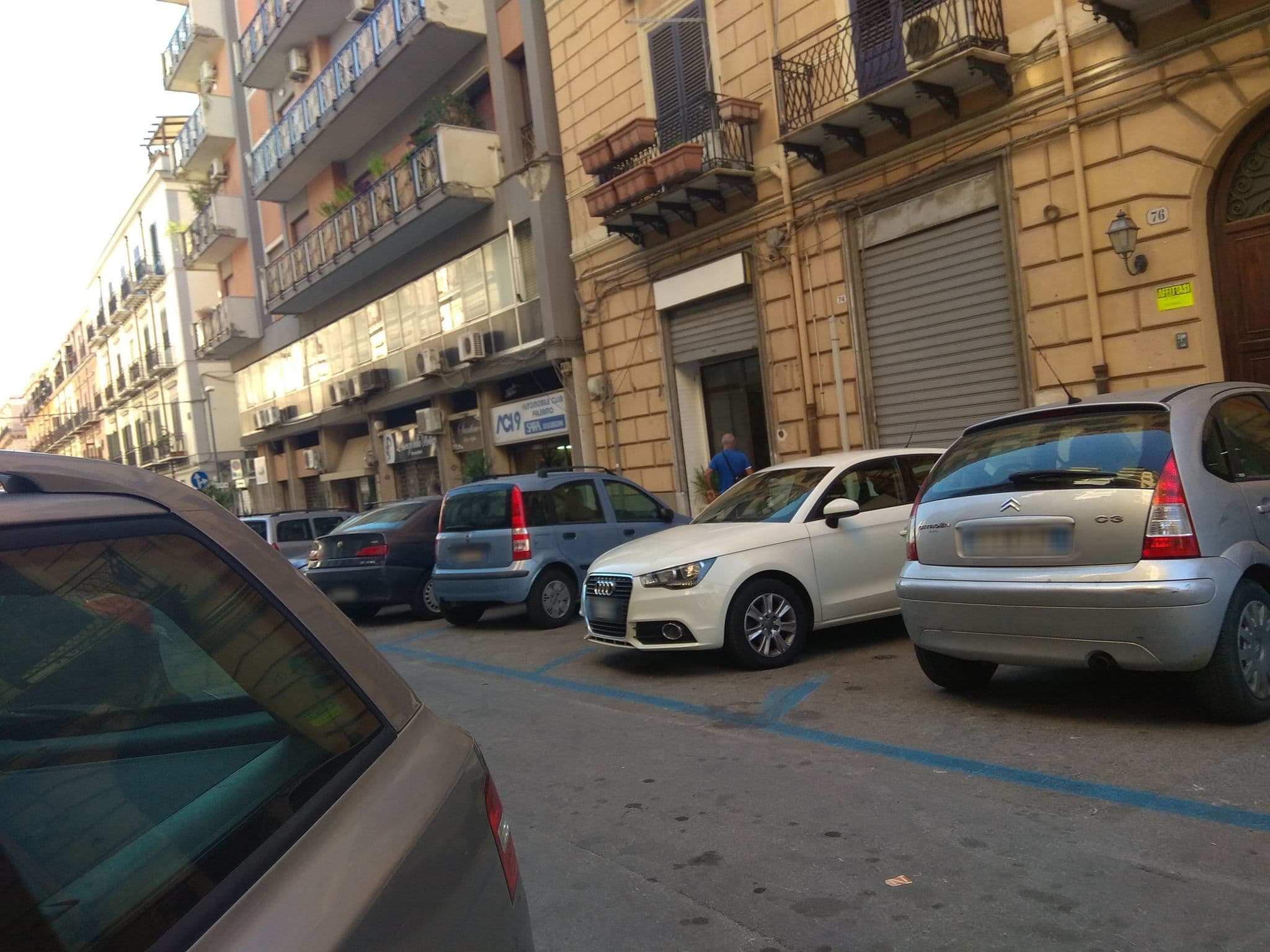 Street view near Palazzo Gallo, Palermo — © tzu_yun (CC BY-SA · Mapillary)