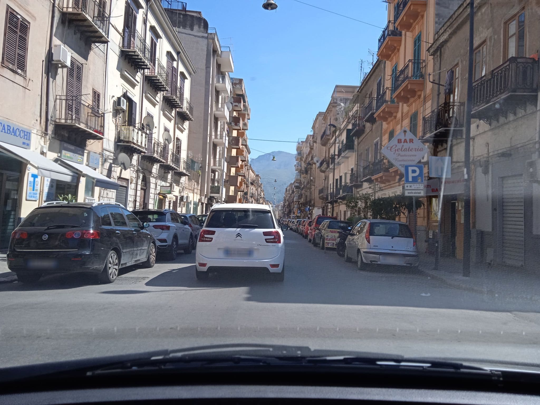 Street view near Sausele, Palermo — © p8fy9y9fs (CC BY-SA · Mapillary)