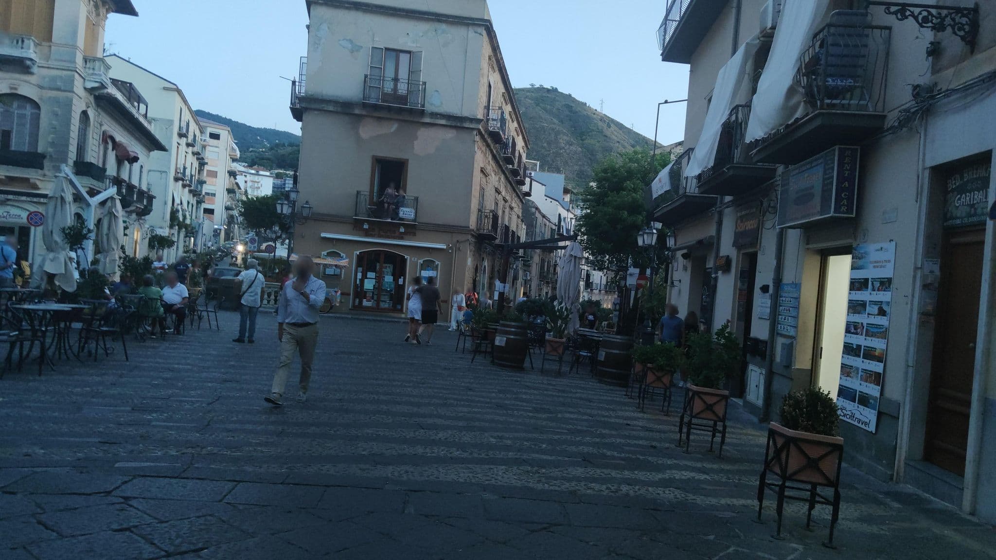 Street view near Casa Del Moro, Cefalù — © mrey (CC BY-SA · Mapillary)