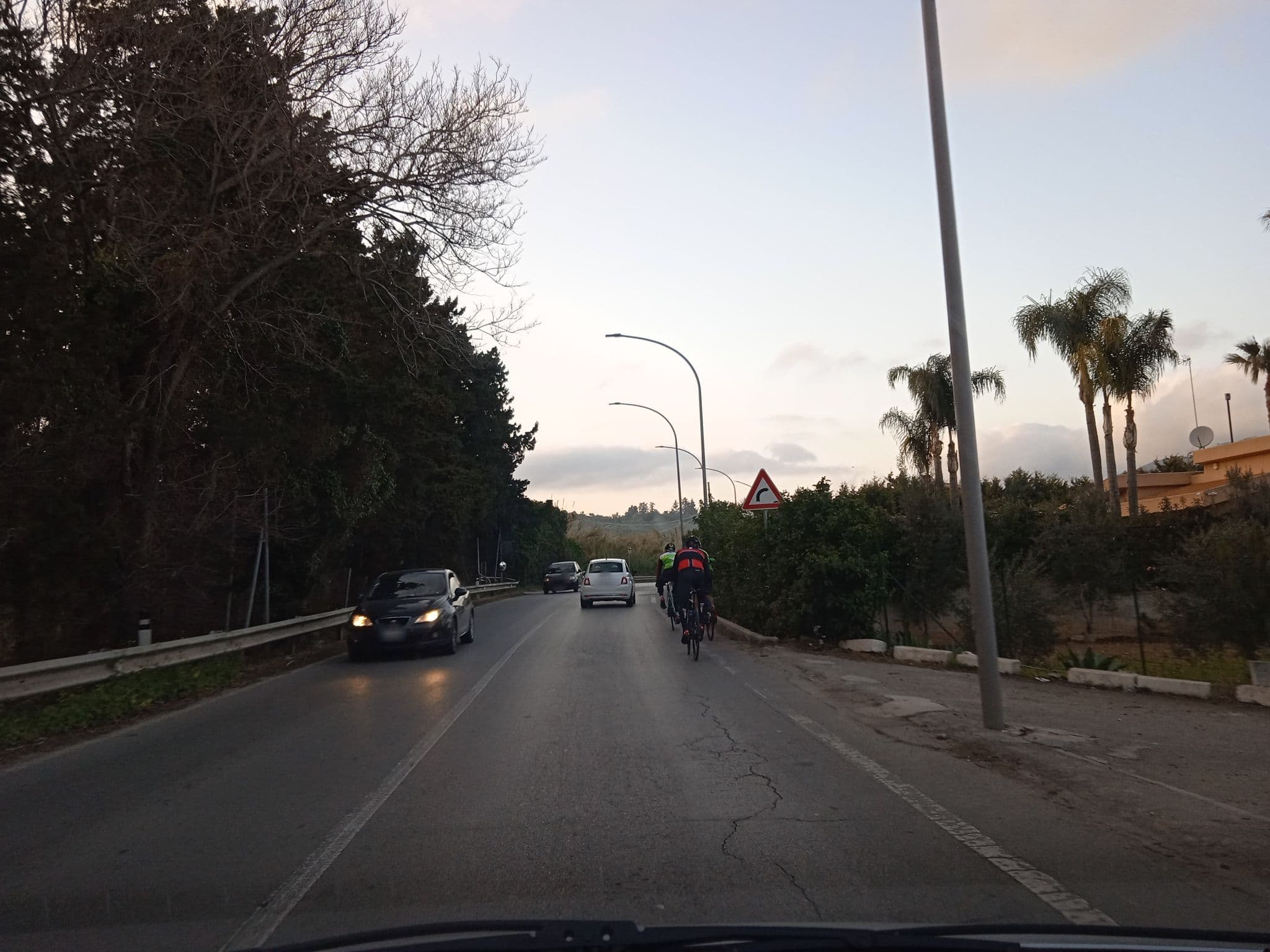 Street view near Palm Beach Resort, Casteldaccia — © roberto_inzerillo (CC BY-SA · Mapillary)