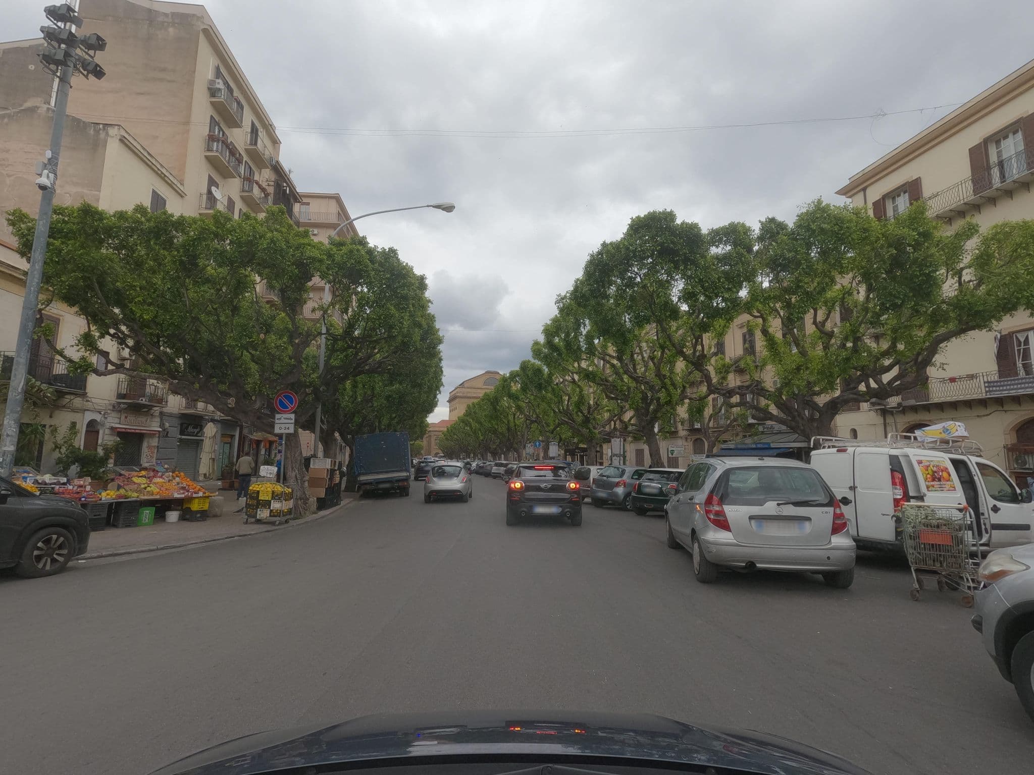 Street view near La Terrazza Sul Mercato Storico, Palermo — © ESTmapper1001 (CC BY-SA · Mapillary)