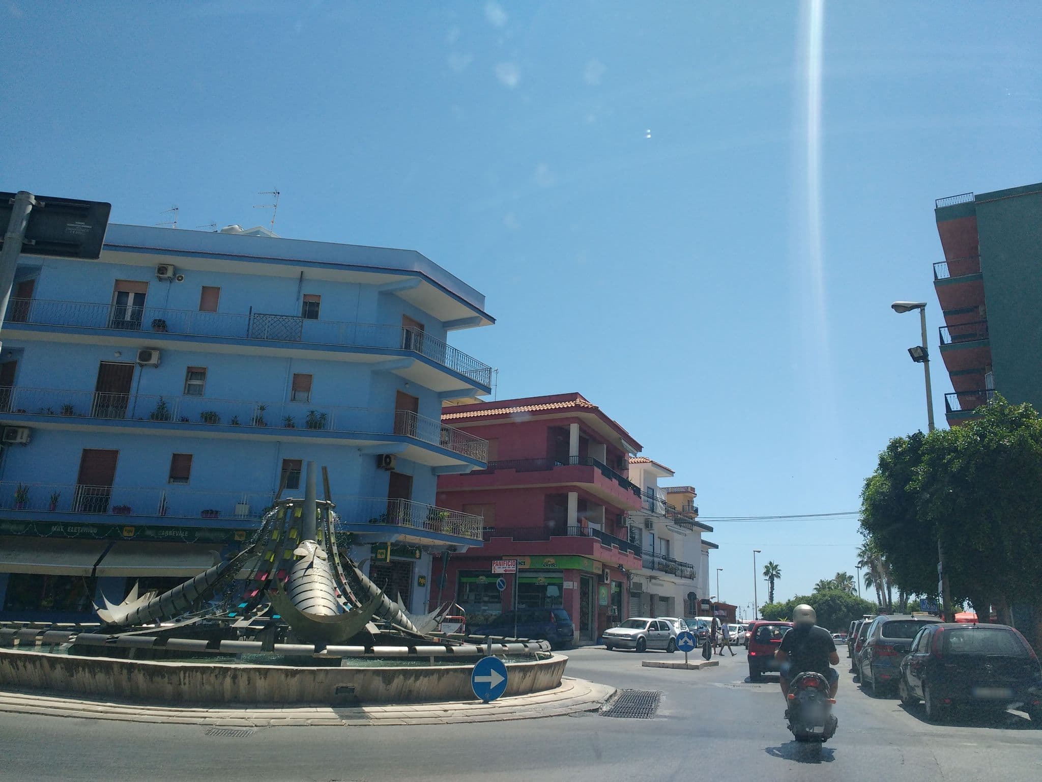 Street view near Conte di Cabrera, Pozzallo — © thetornado76 (CC BY-SA · Mapillary)