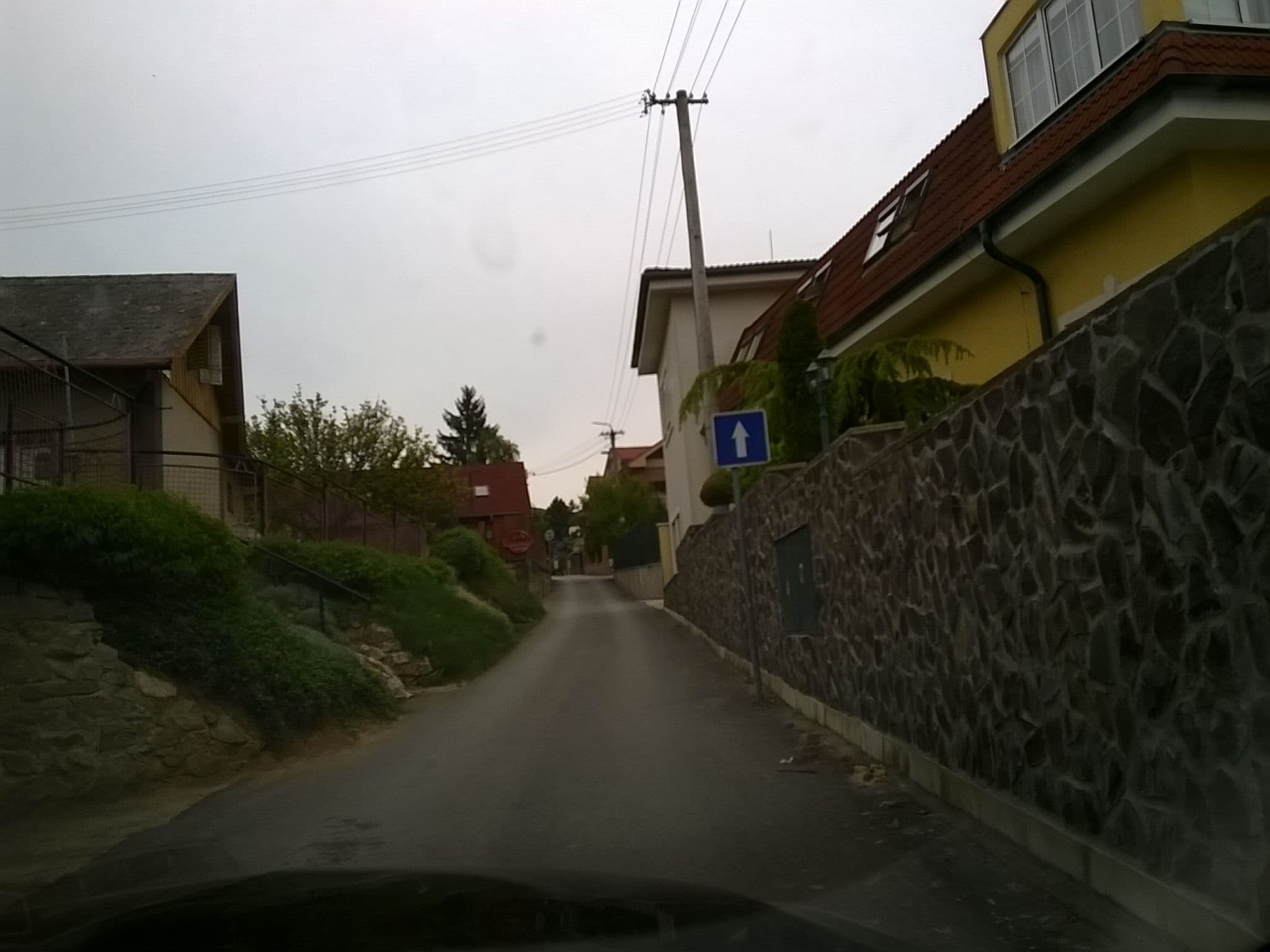 Street view near Zámocká koruna u Hoffera, Nitra — © moon4 (CC BY-SA · Mapillary)