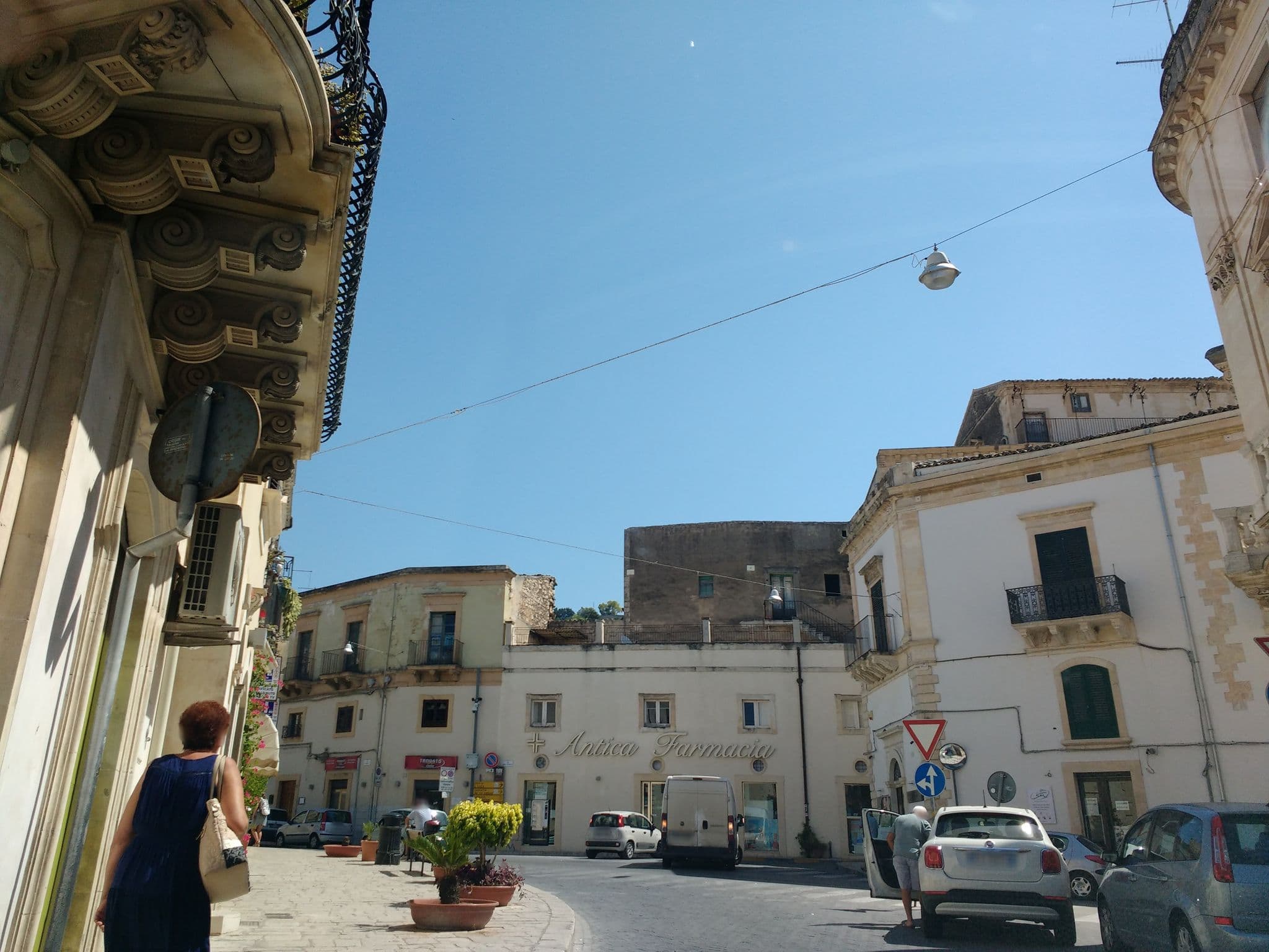 Street view near Casa Saracena, Scicli — © thetornado76 (CC BY-SA · Mapillary)