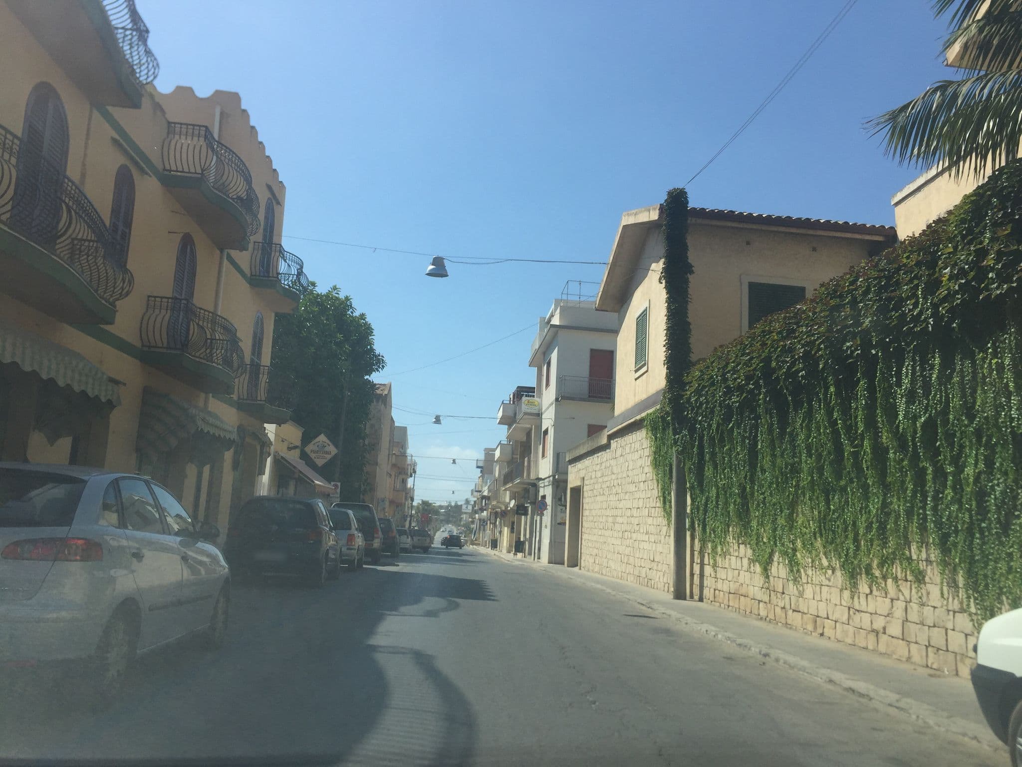 Street view near Le Casette di Ninetta - Casa vacanza Miccichè, Donnalucata — © nisselson (CC BY-SA · Mapillary)