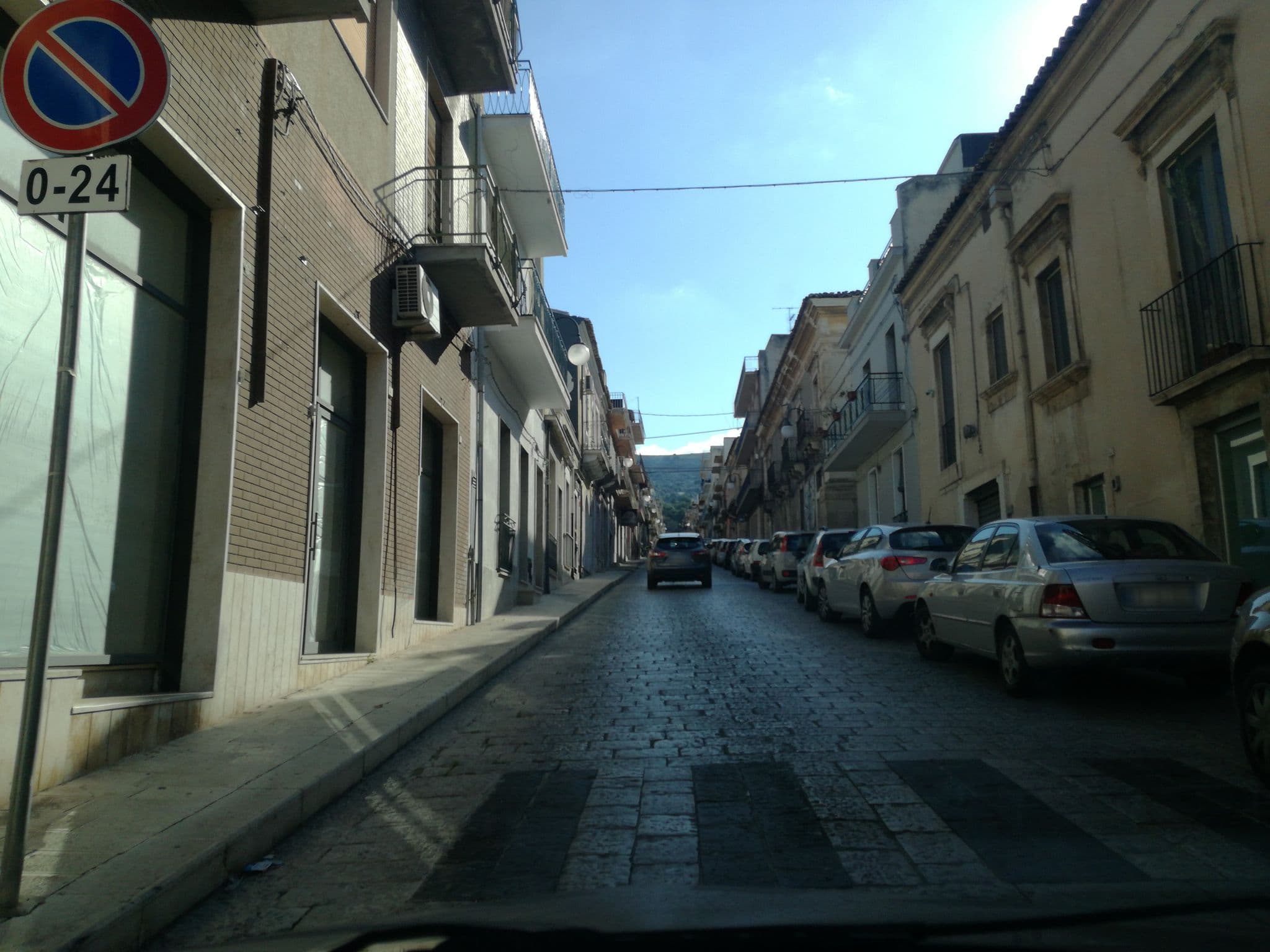 Street view near Mary Affittacamere, Comiso — © aury88 (CC BY-SA · Mapillary)