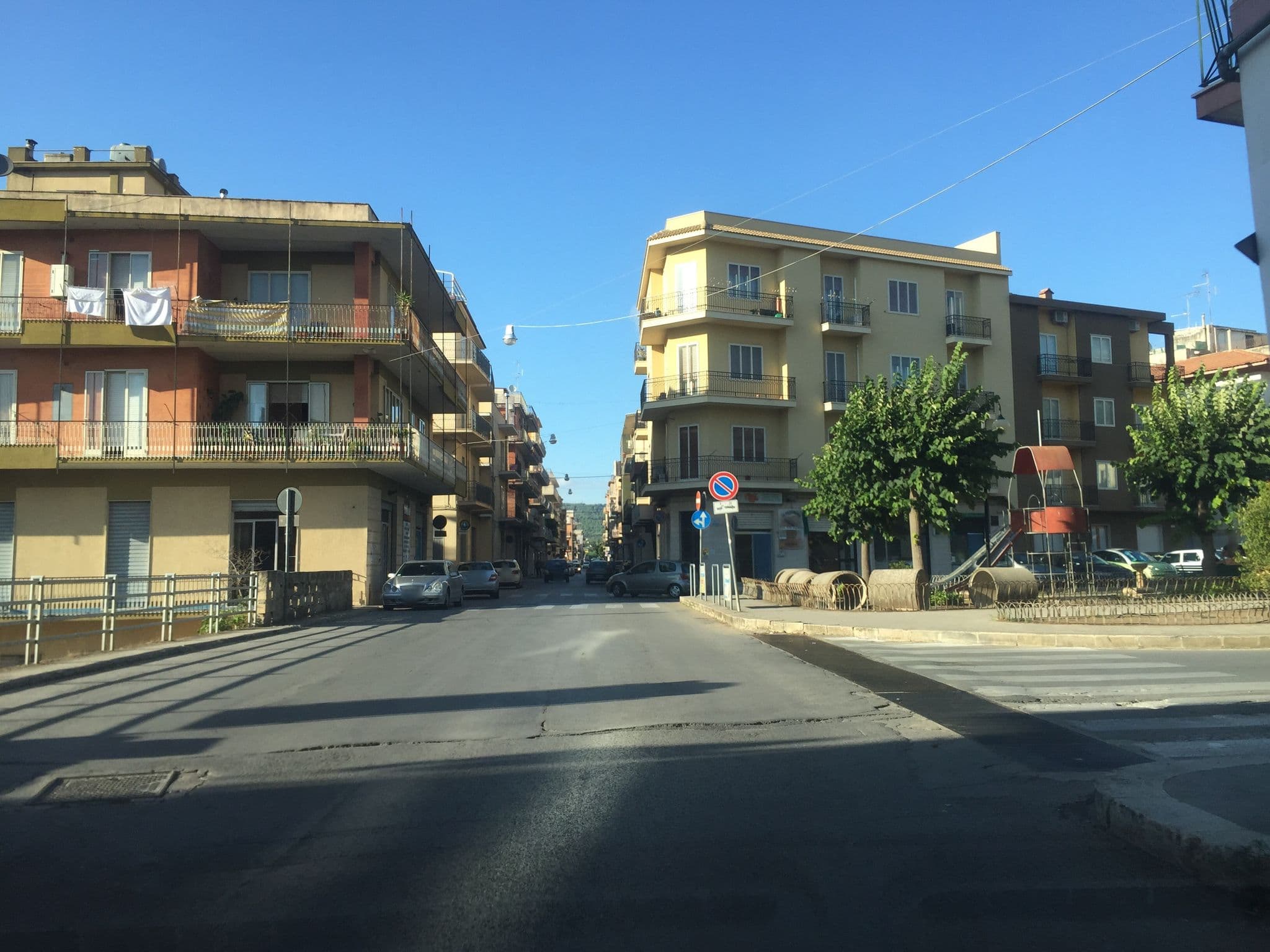 Street view near Casa Vacanze Montalbano, Scicli — © nisselson (CC BY-SA · Mapillary)