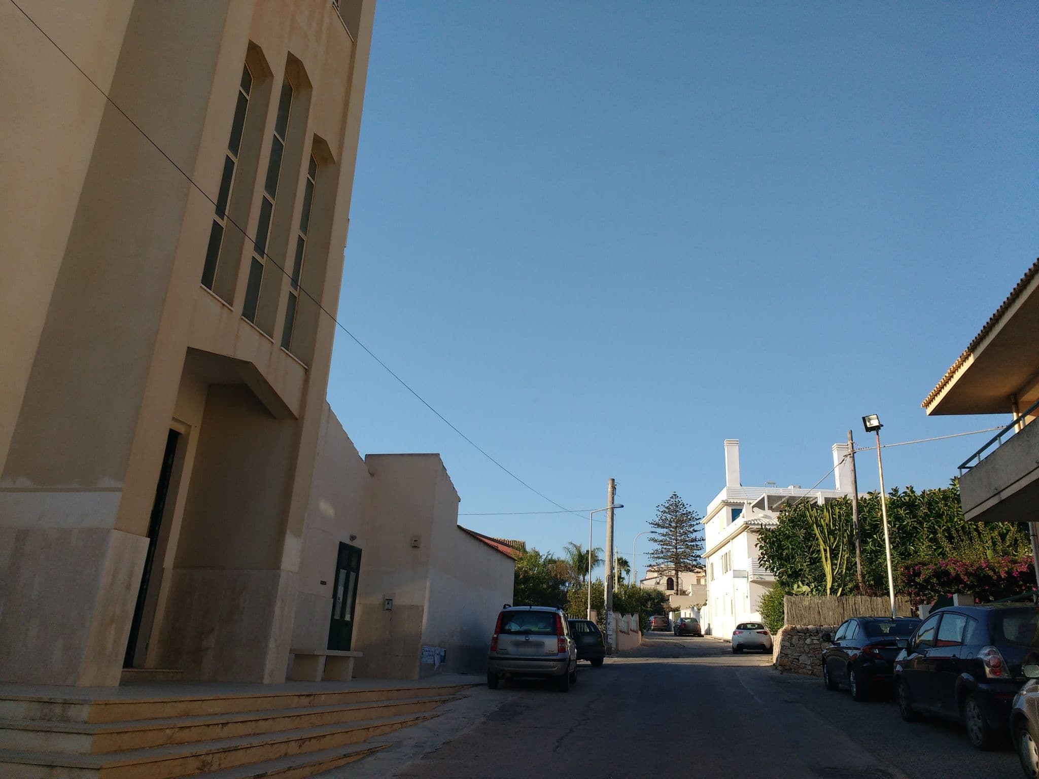 Street view near Le Signorine, Cava d'Aliga — © thetornado76 (CC BY-SA · Mapillary)