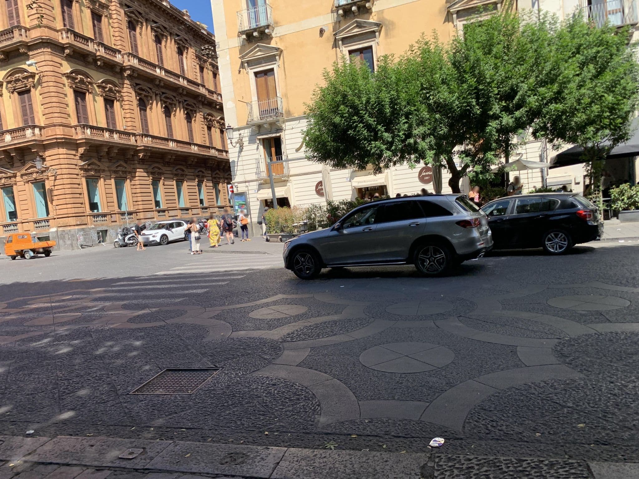 Street view near B&B Massimo Centro, Catania — © robot8a (CC BY-SA · Mapillary)