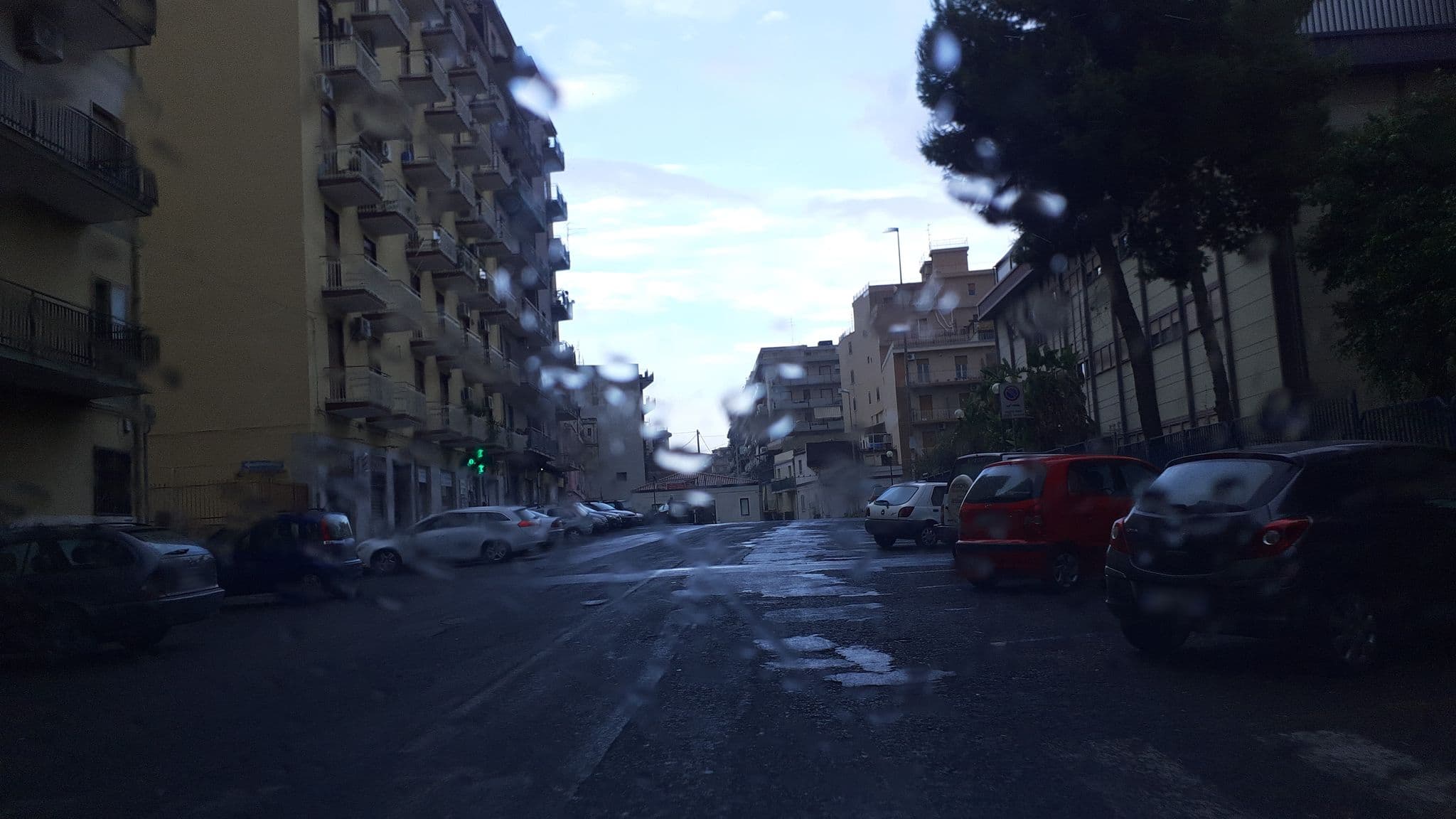 Street view near Catania i colori di Sara, Catania — © agliatav (CC BY-SA · Mapillary)