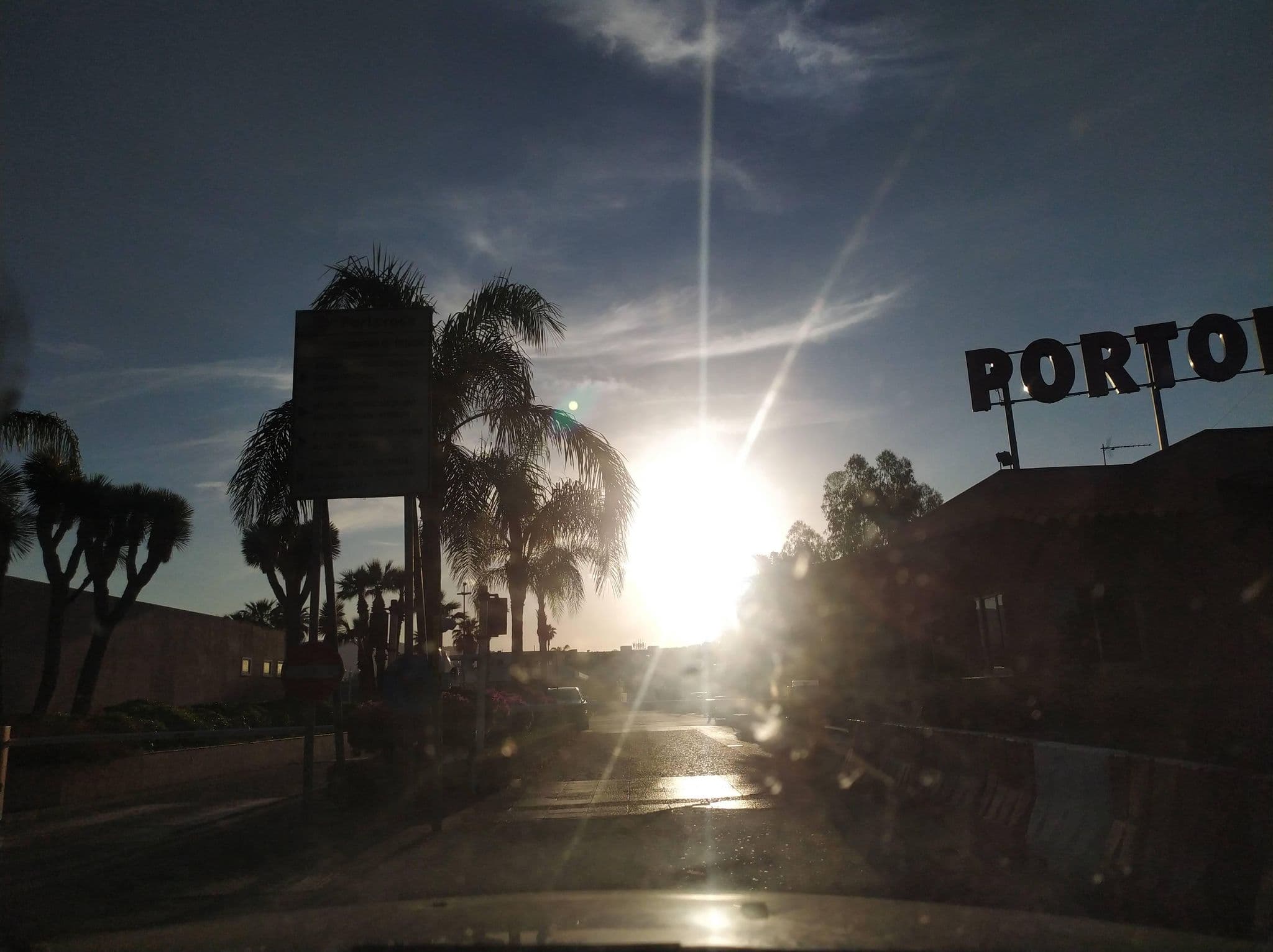 Street view near Baia dei Delfini, Tonnarella — © mcosm (CC BY-SA · Mapillary)