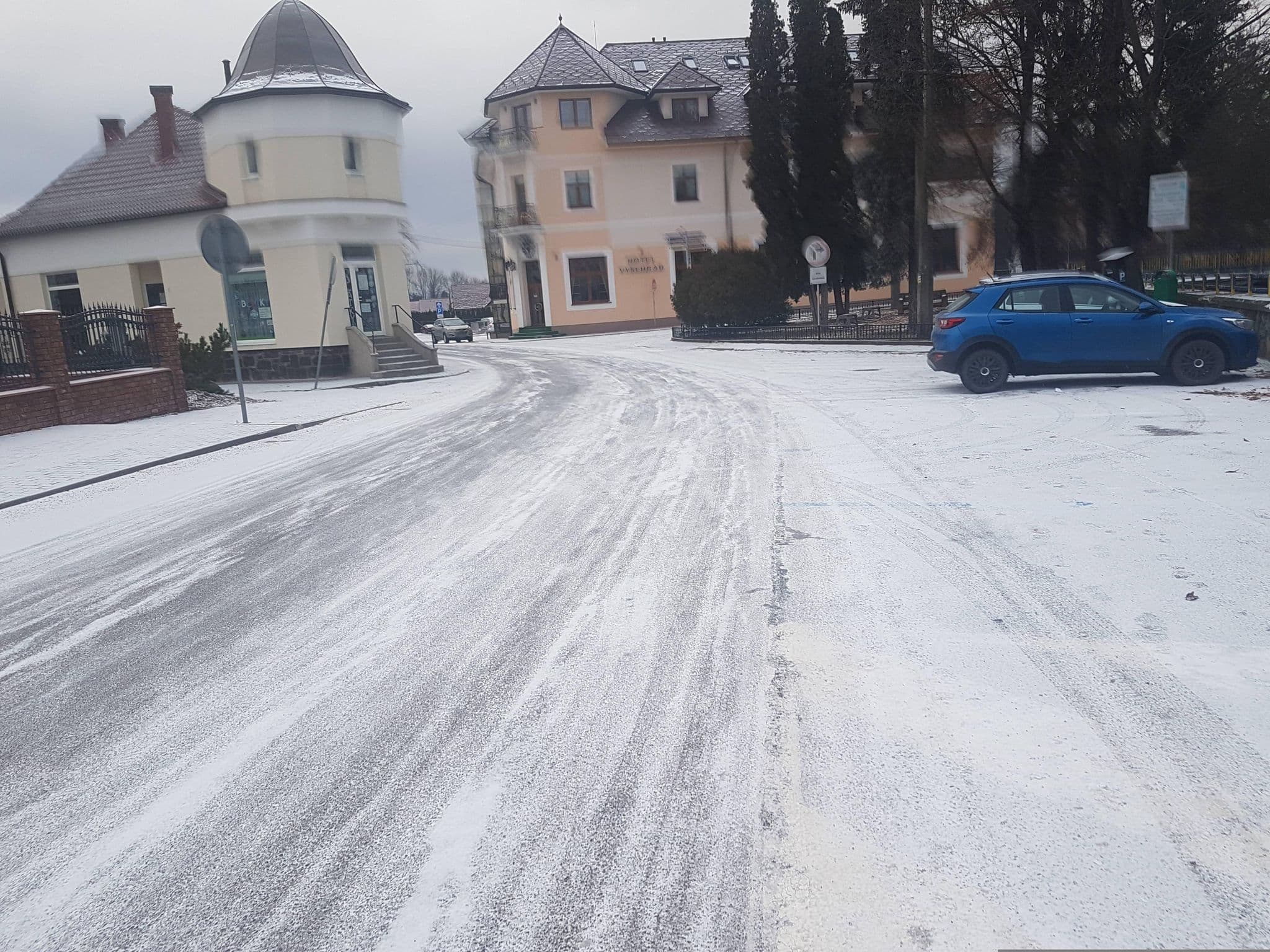 Street view near Anesis, Turčianske Teplice — © brano (CC BY-SA · Mapillary)