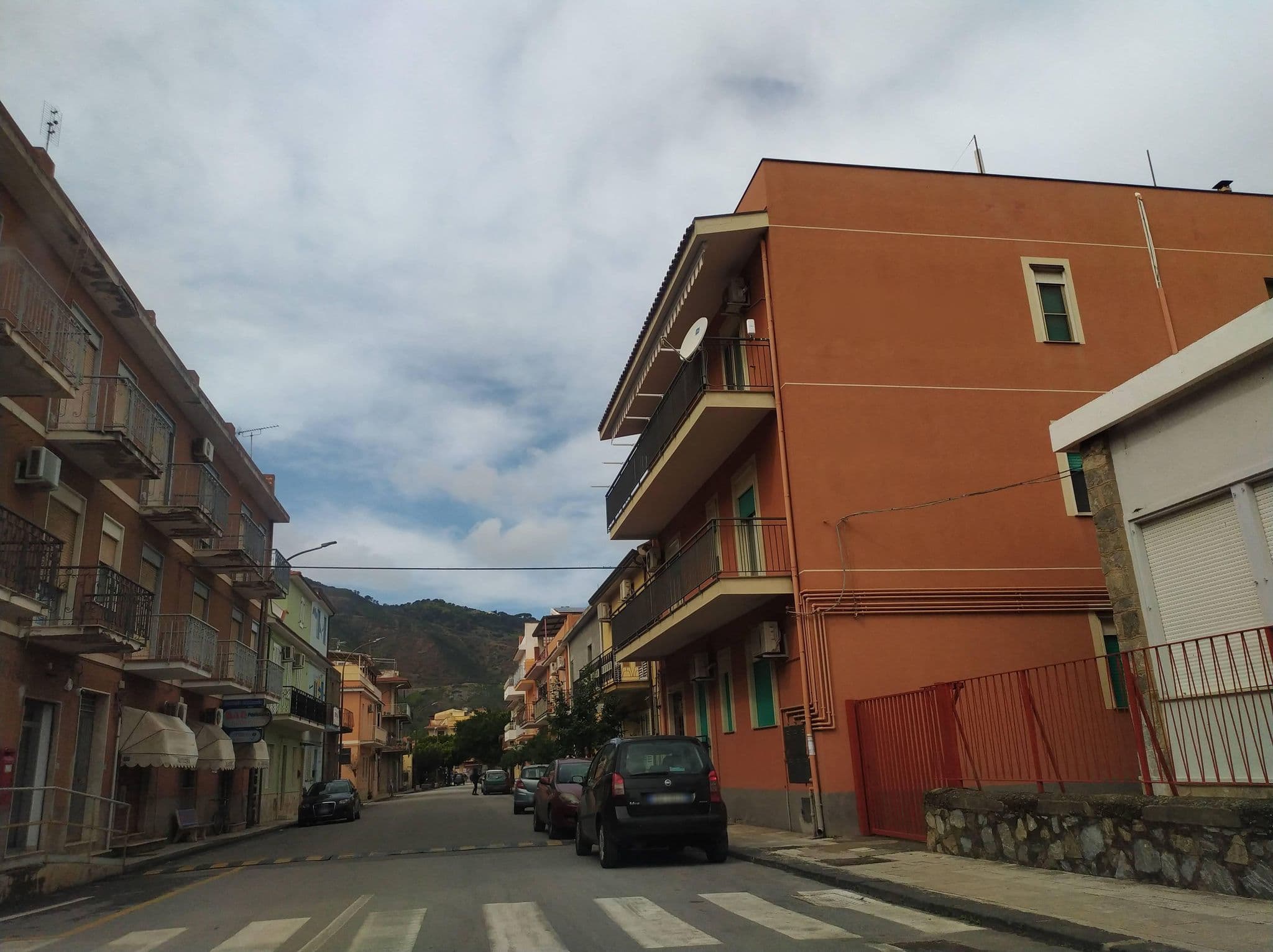 Street view near Residence Panarea, Oliveri — © mcosm (CC BY-SA · Mapillary)