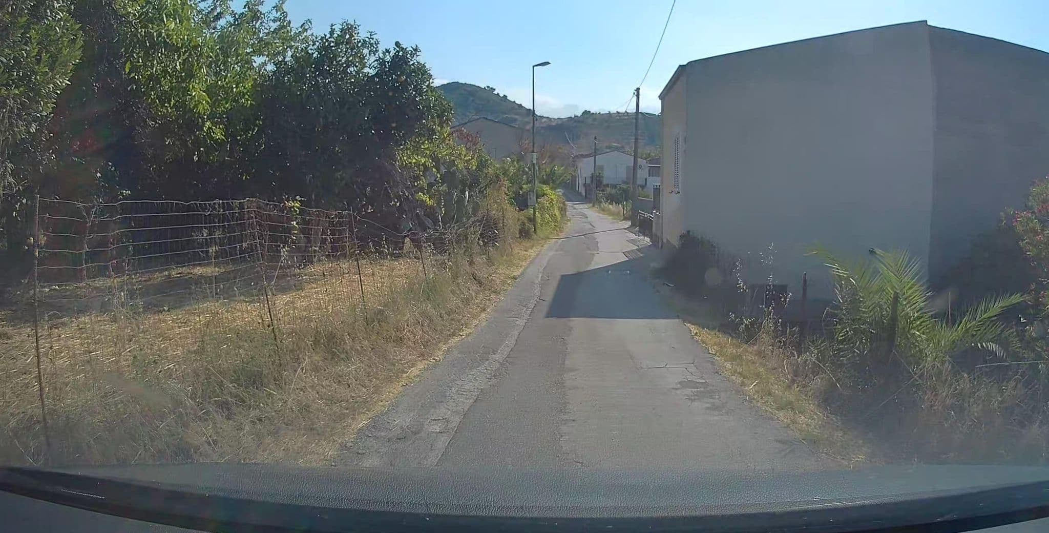 Street view near la Casetta della Nonna, Oliveri — © gpsmapper (CC BY-SA · Mapillary)