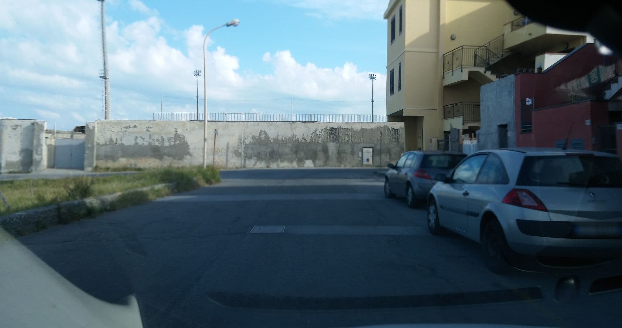 Street view near Brezza di Ponente, Milazzo — © dgitto (CC BY-SA · Mapillary)