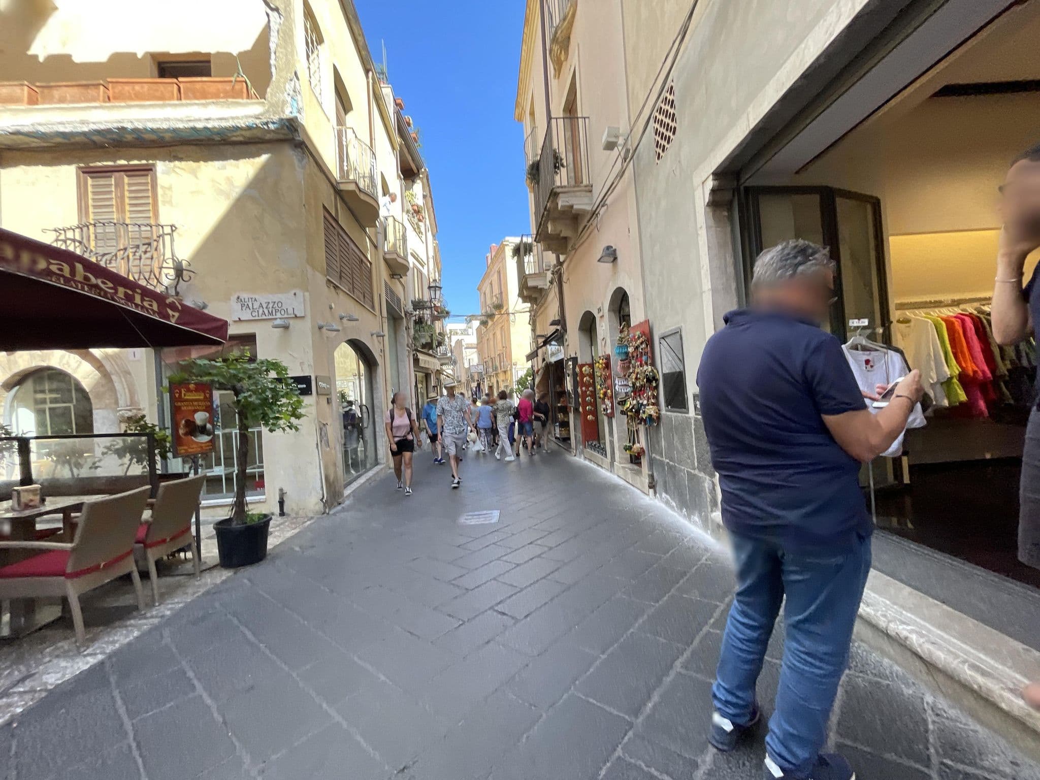 Street view near Monovano In Taormina Centro, Taormina — © asturksever (CC BY-SA · Mapillary)