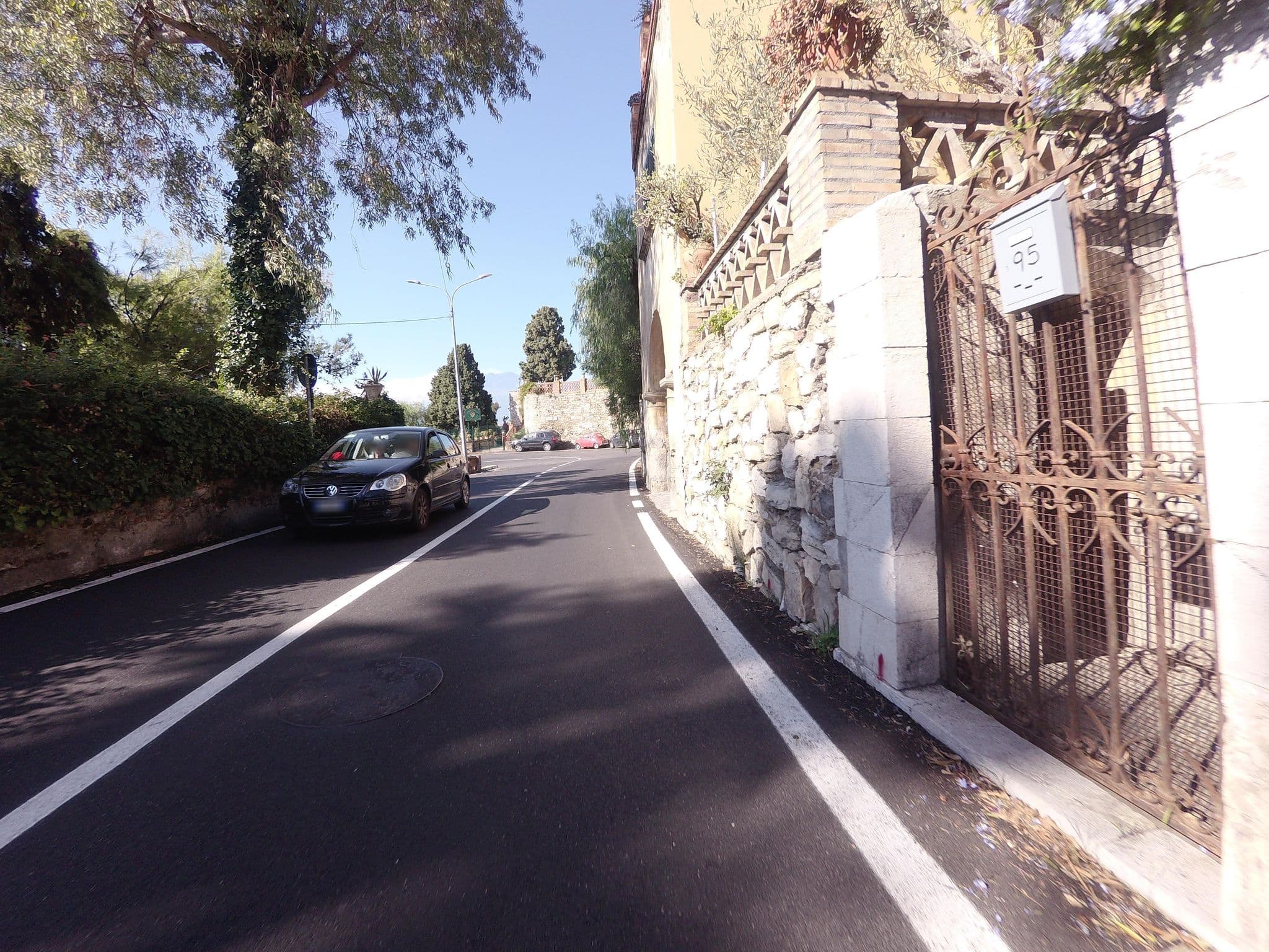 Street view near Residence Villa Giulia, Taormina — © posiki (CC BY-SA · Mapillary)