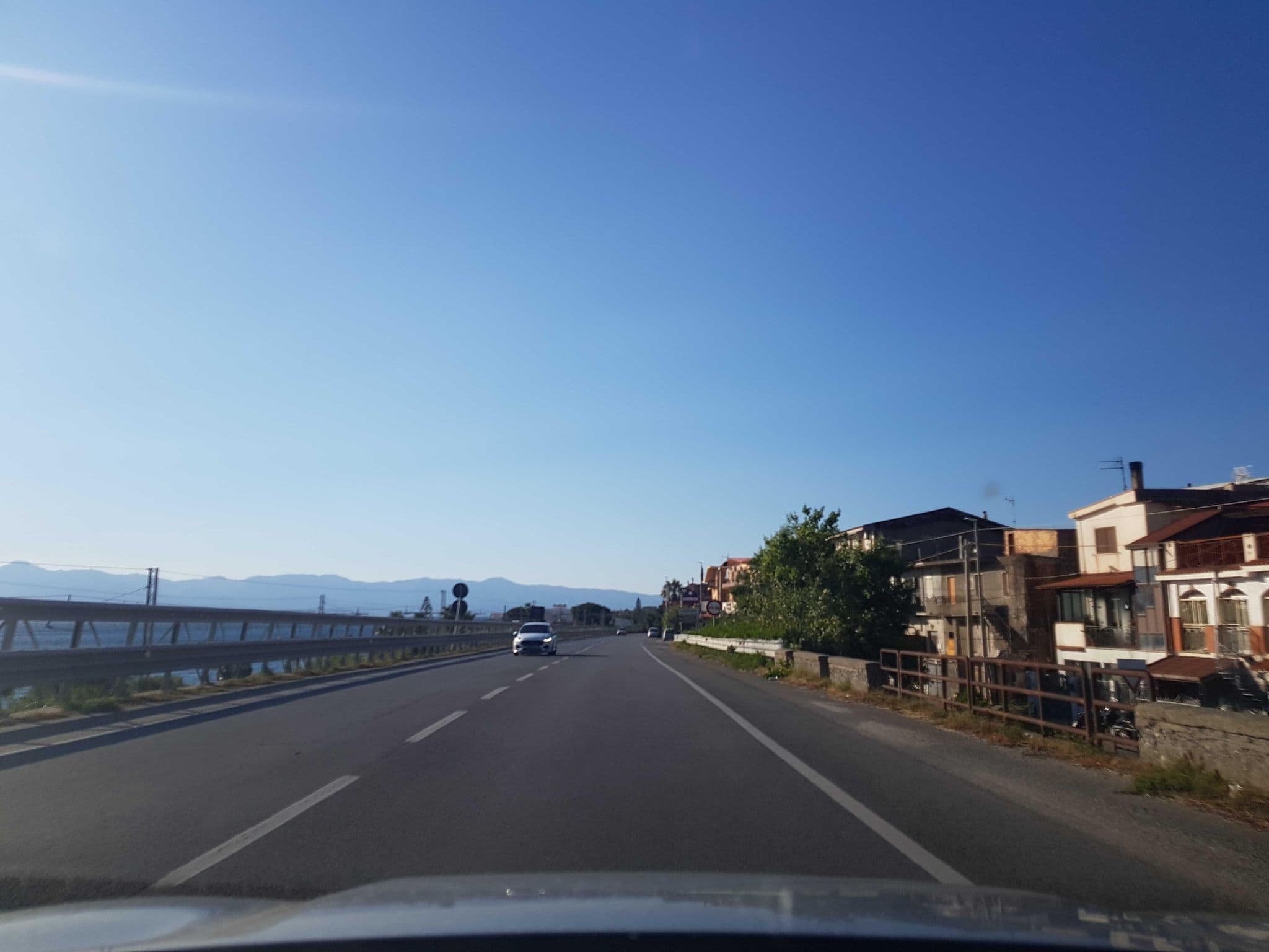 Street view near Hotel - Ristorante Paradiso, Lazzaro — © igorzo (CC BY-SA · Mapillary)
